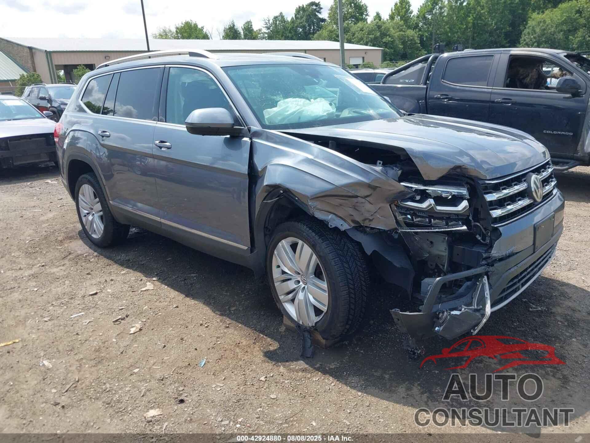VOLKSWAGEN ATLAS 2018 - 1V2NR2CA0JC546775