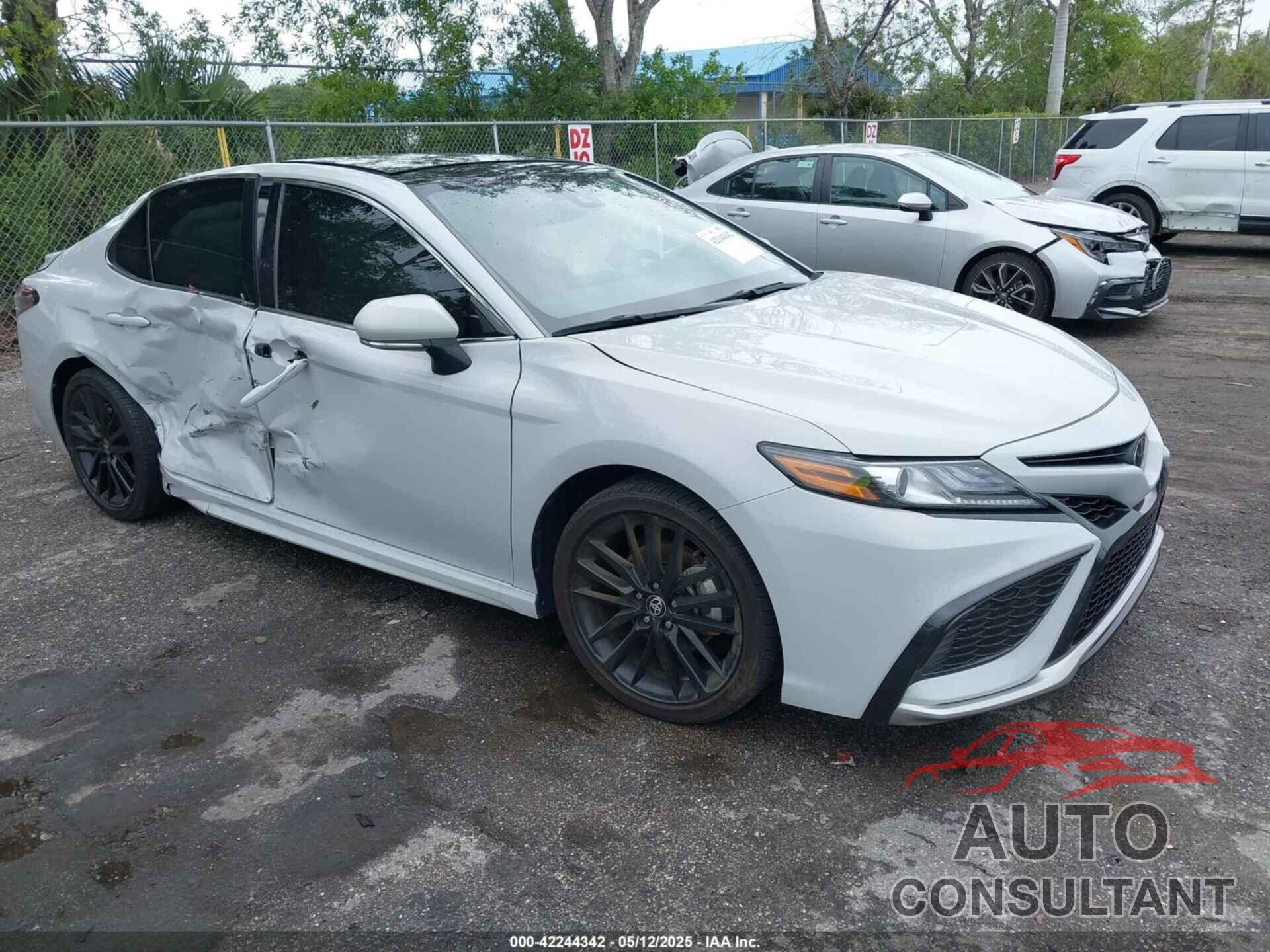 TOYOTA CAMRY 2024 - 4T1K61AK6RU229751