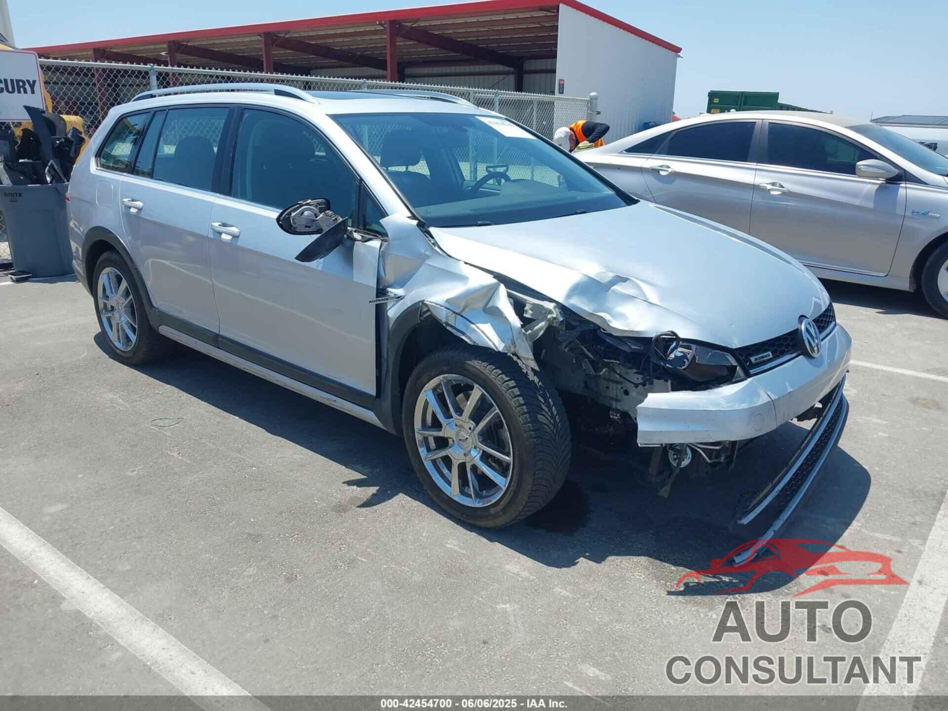 VOLKSWAGEN GOLF ALLTRACK 2017 - 3VWH17AU7HM530336
