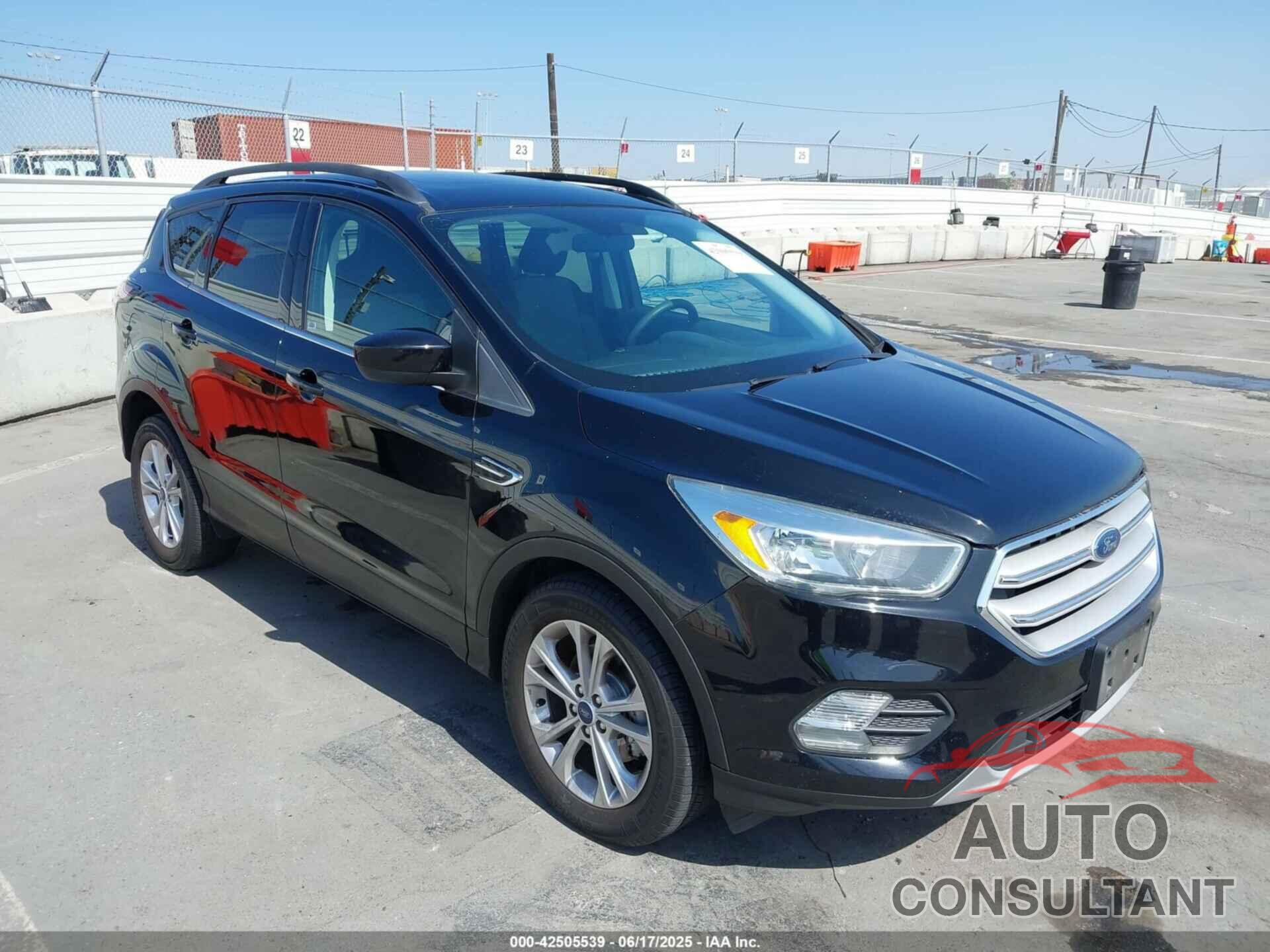 FORD ESCAPE 2018 - 1FMCU0GD9JUA73626