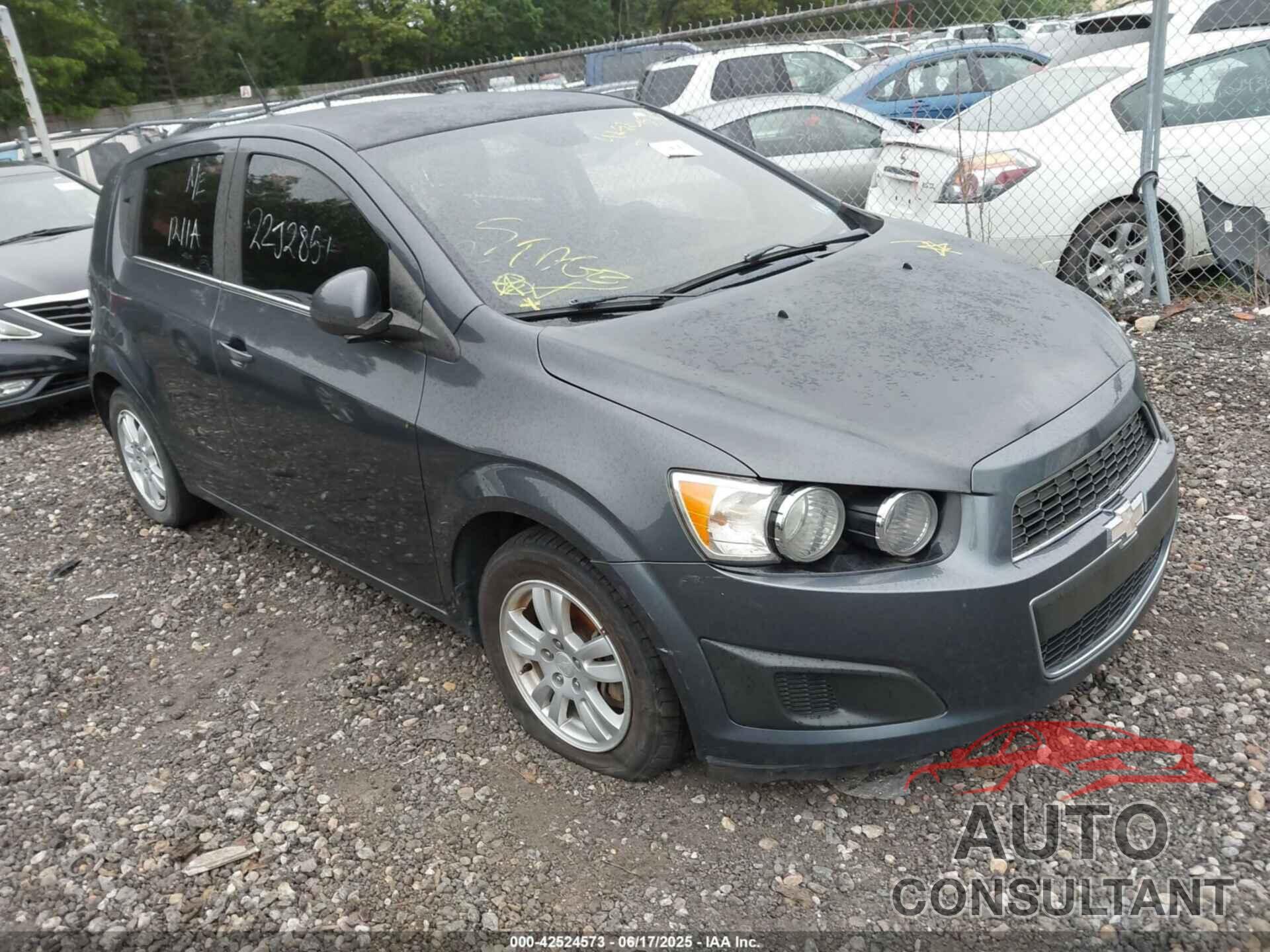 CHEVROLET SONIC 2013 - 1G1JD6SG3D4156305