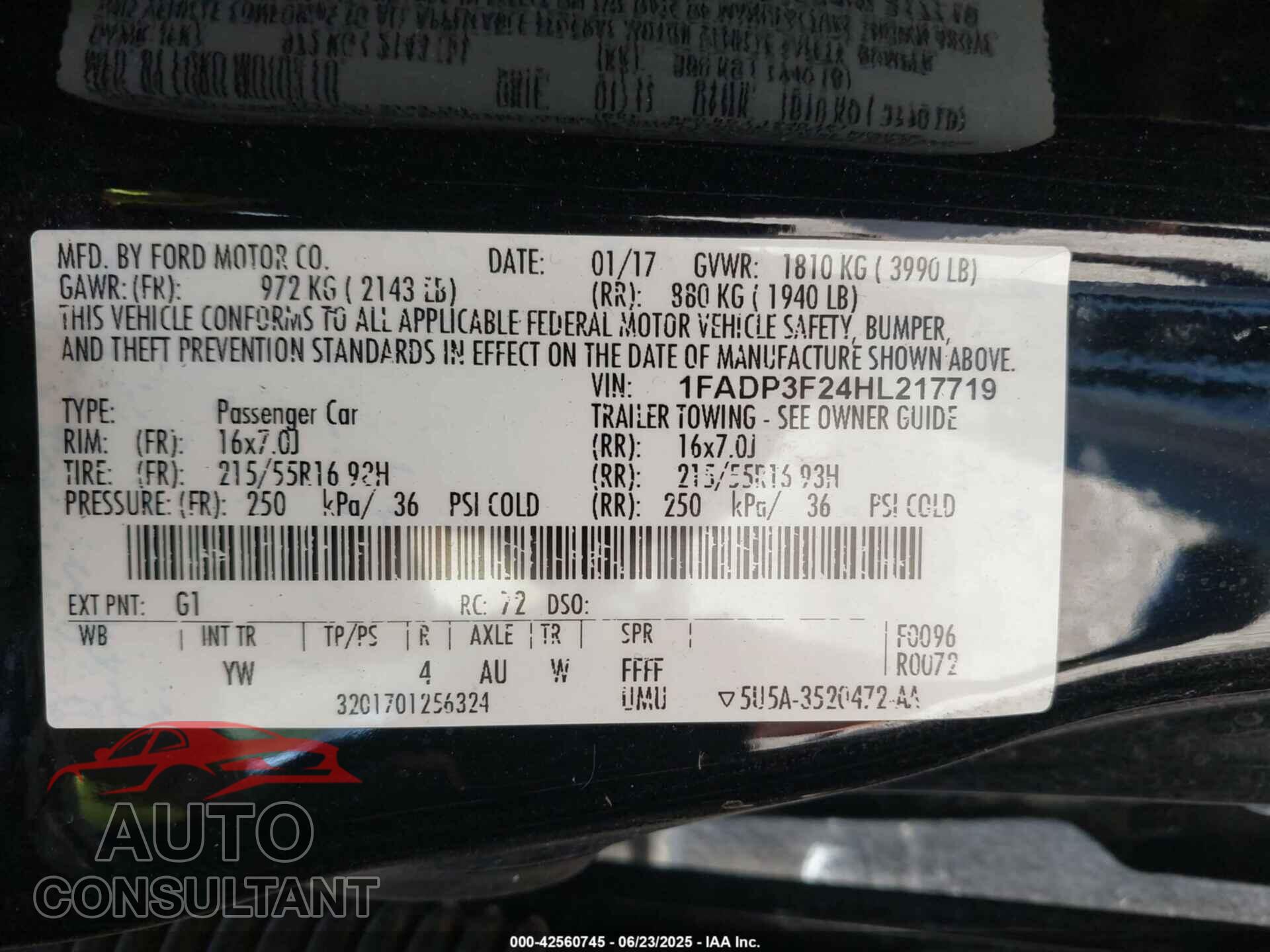 FORD FOCUS 2017 - 1FADP3F24HL217719