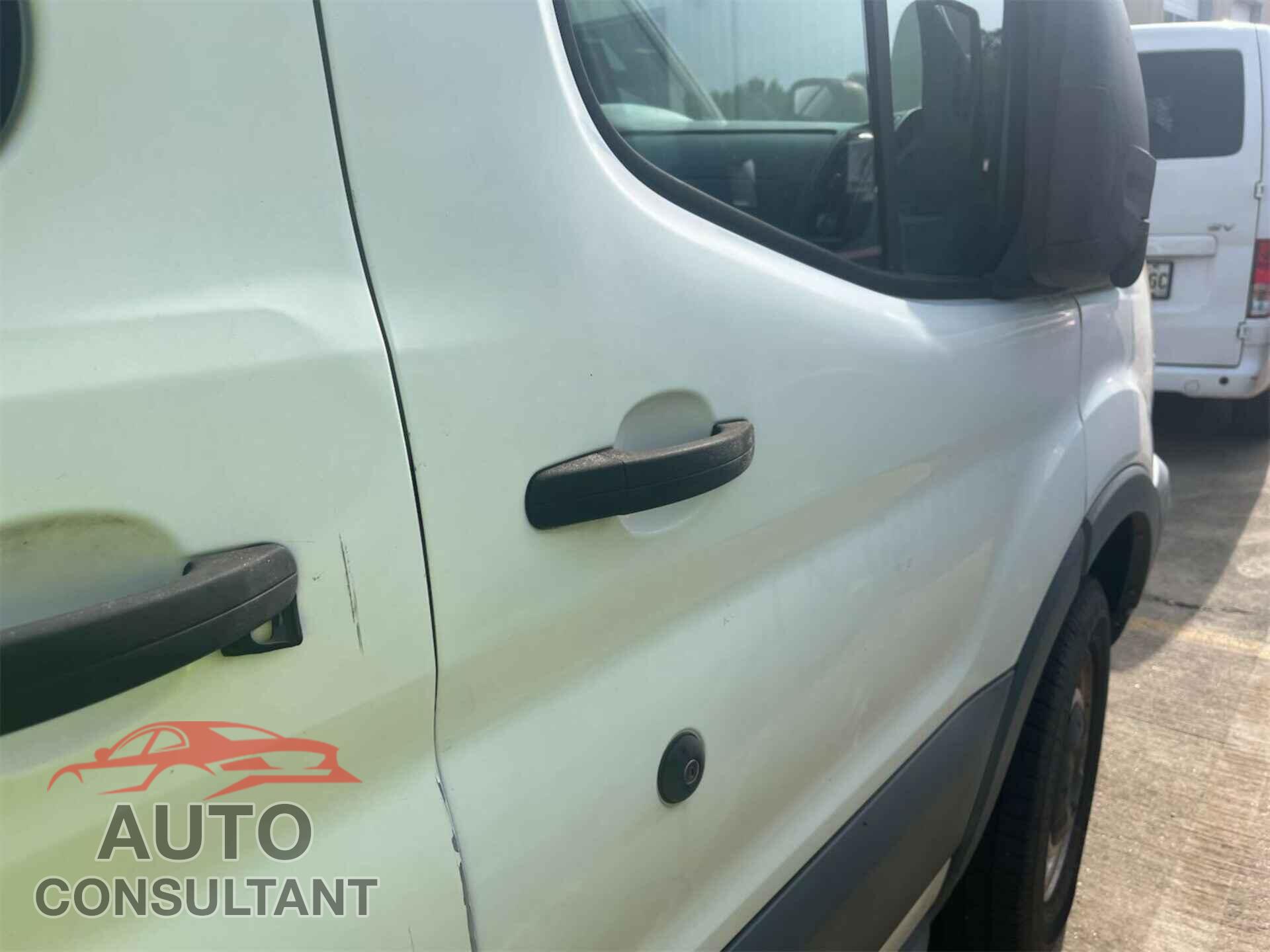 FORD TRANSIT 2015 - 1FTNR1CM2FKA48757