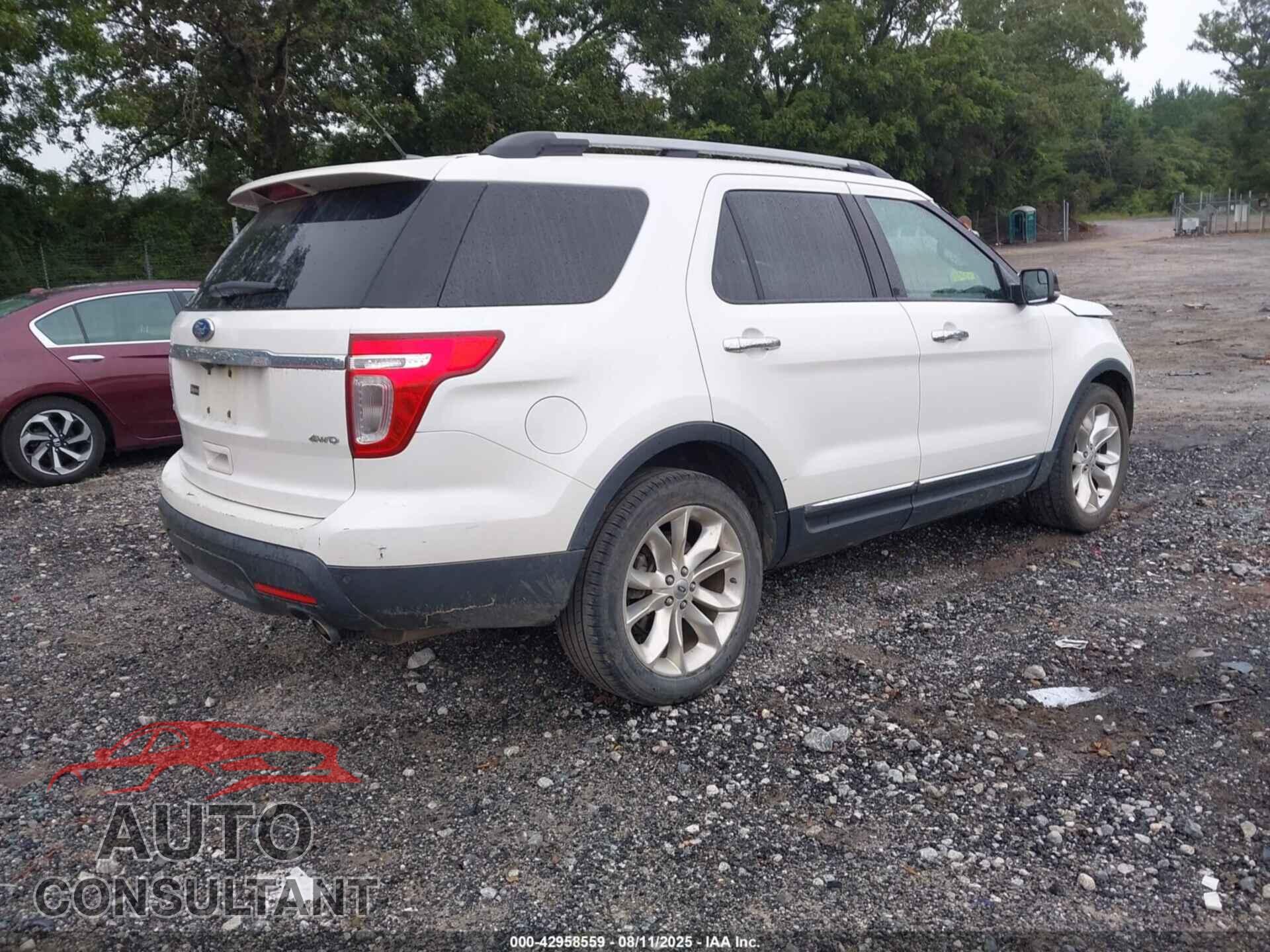 FORD EXPLORER 2011 - 1FMHK8D80BGA95645