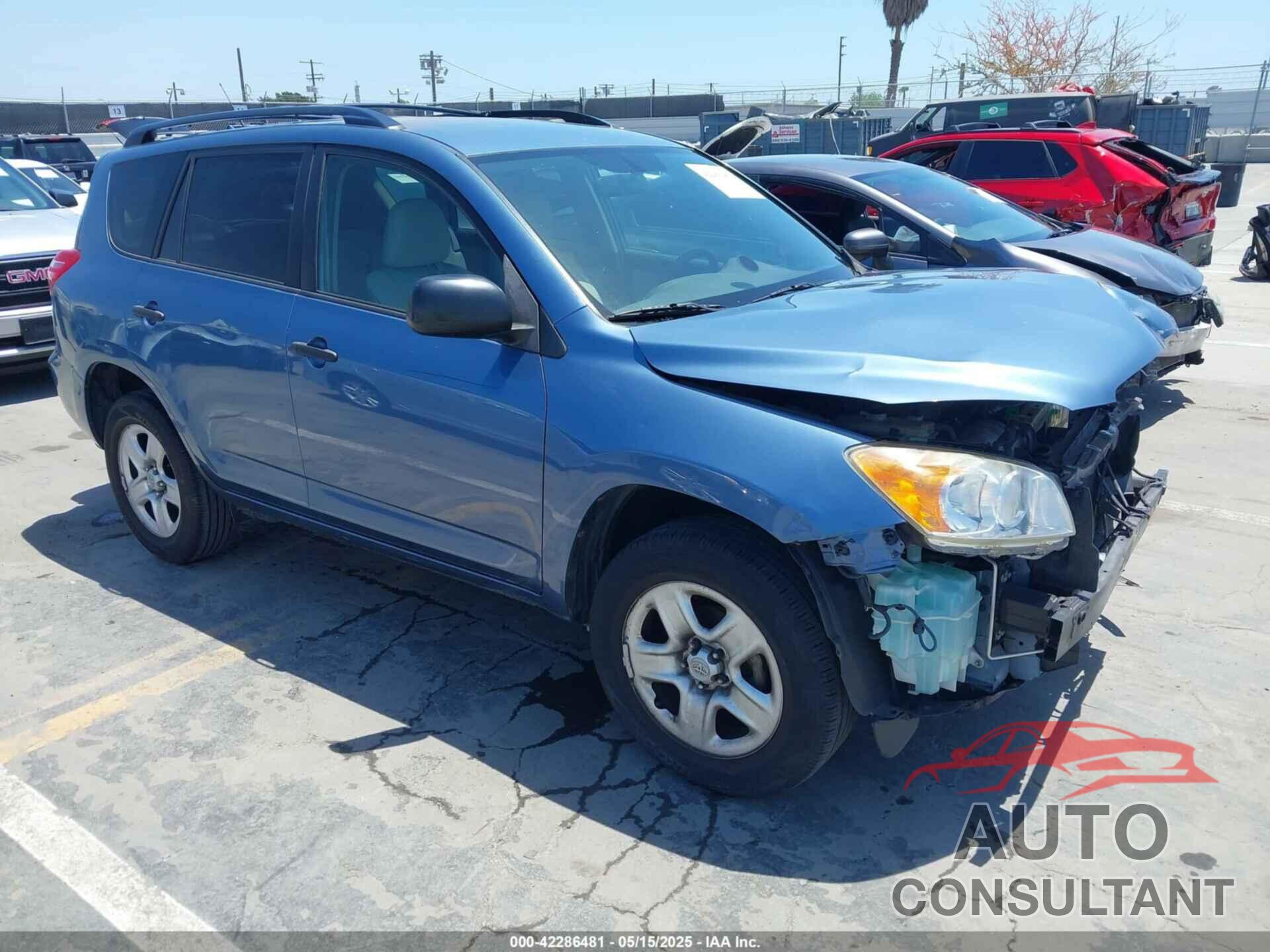 TOYOTA RAV4 2010 - JTMZF4DV7A5025193