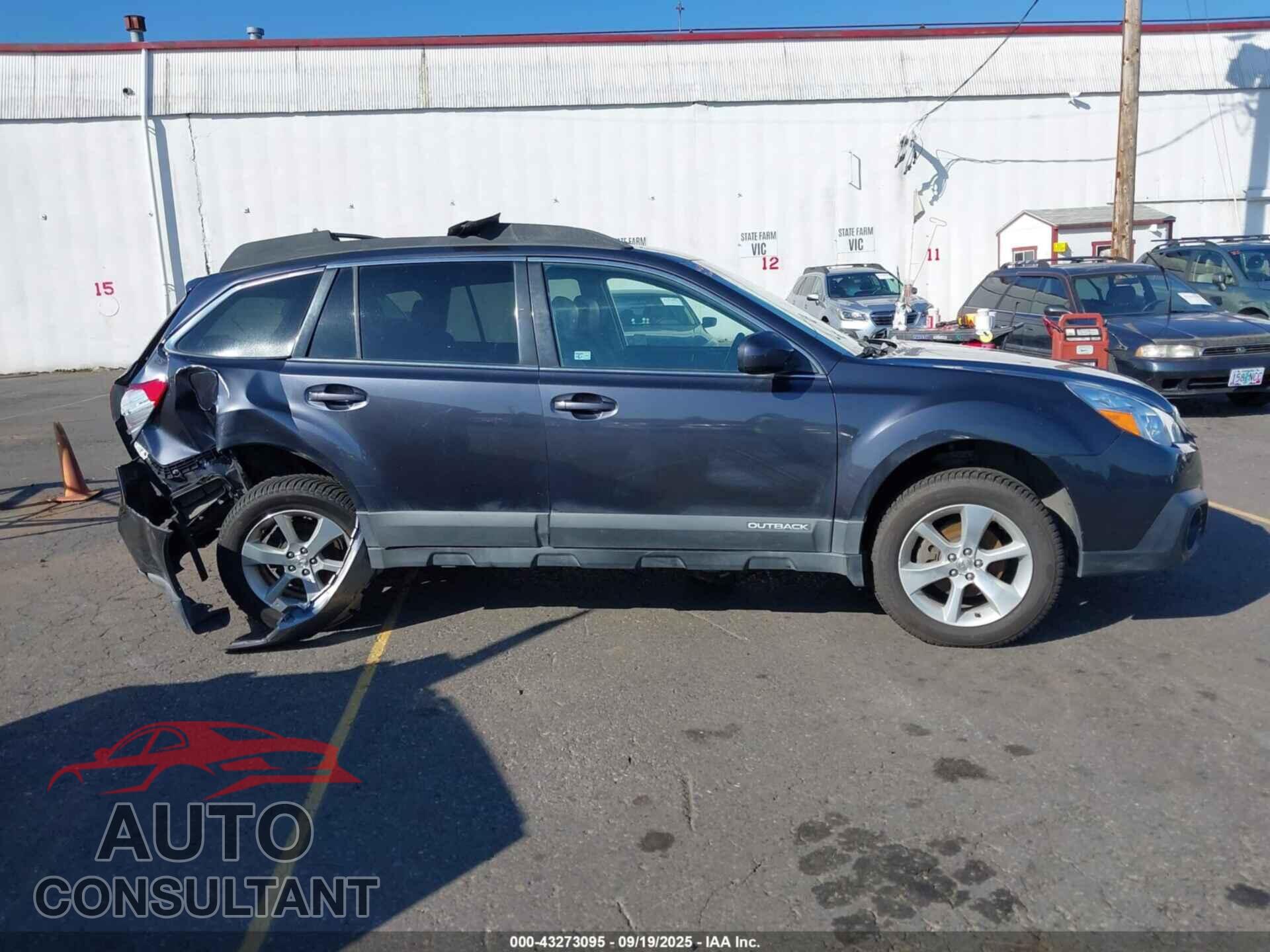 SUBARU OUTBACK 2013 - 4S4BRBLC2D3304429