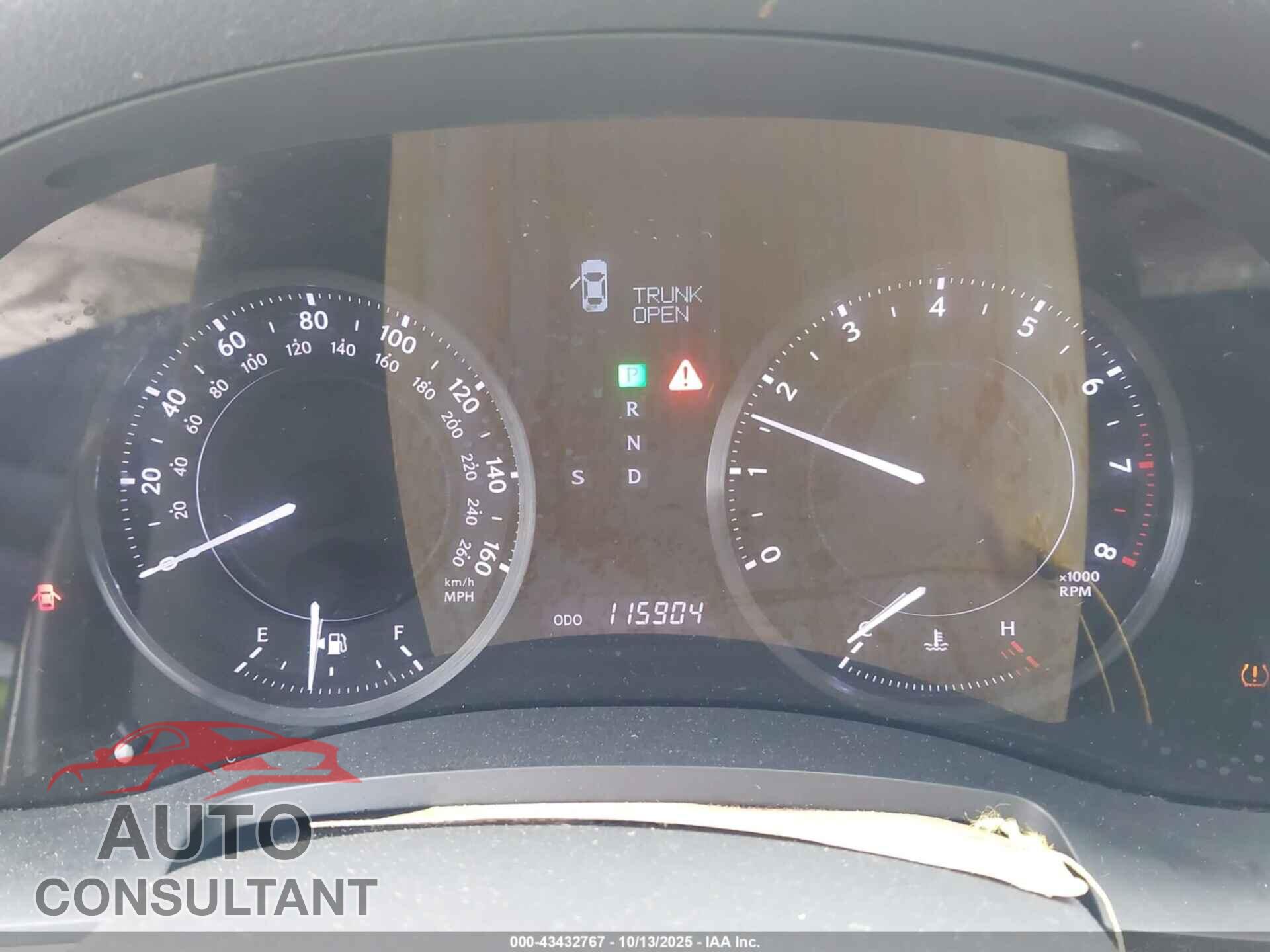 LEXUS IS 250C 2011 - JTHFF2C23B2521219