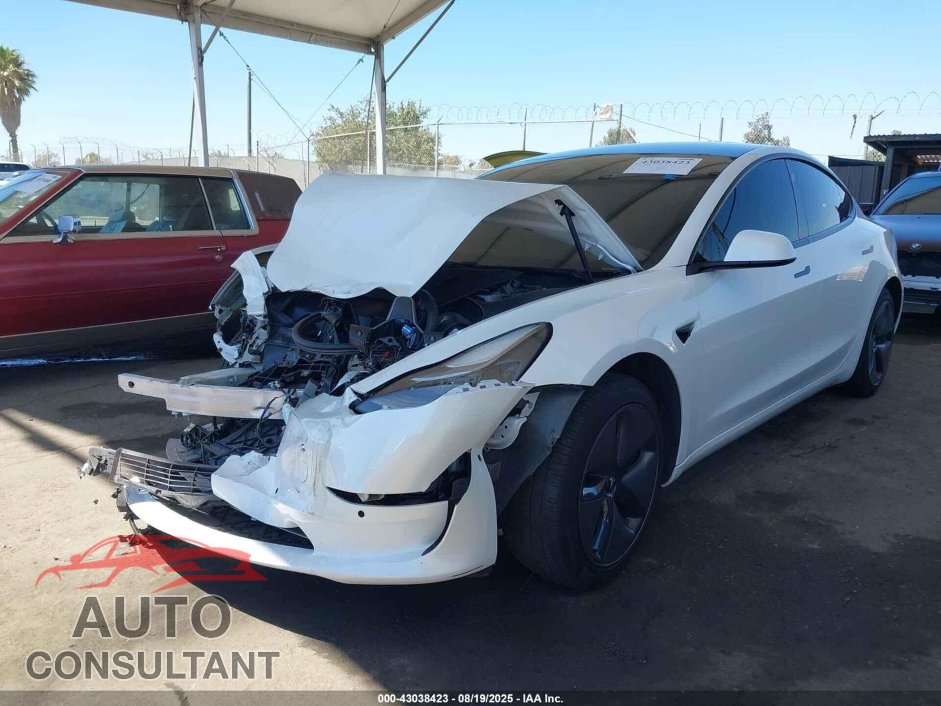 TESLA MODEL 3 2021 - 5YJ3E1EA0MF026126