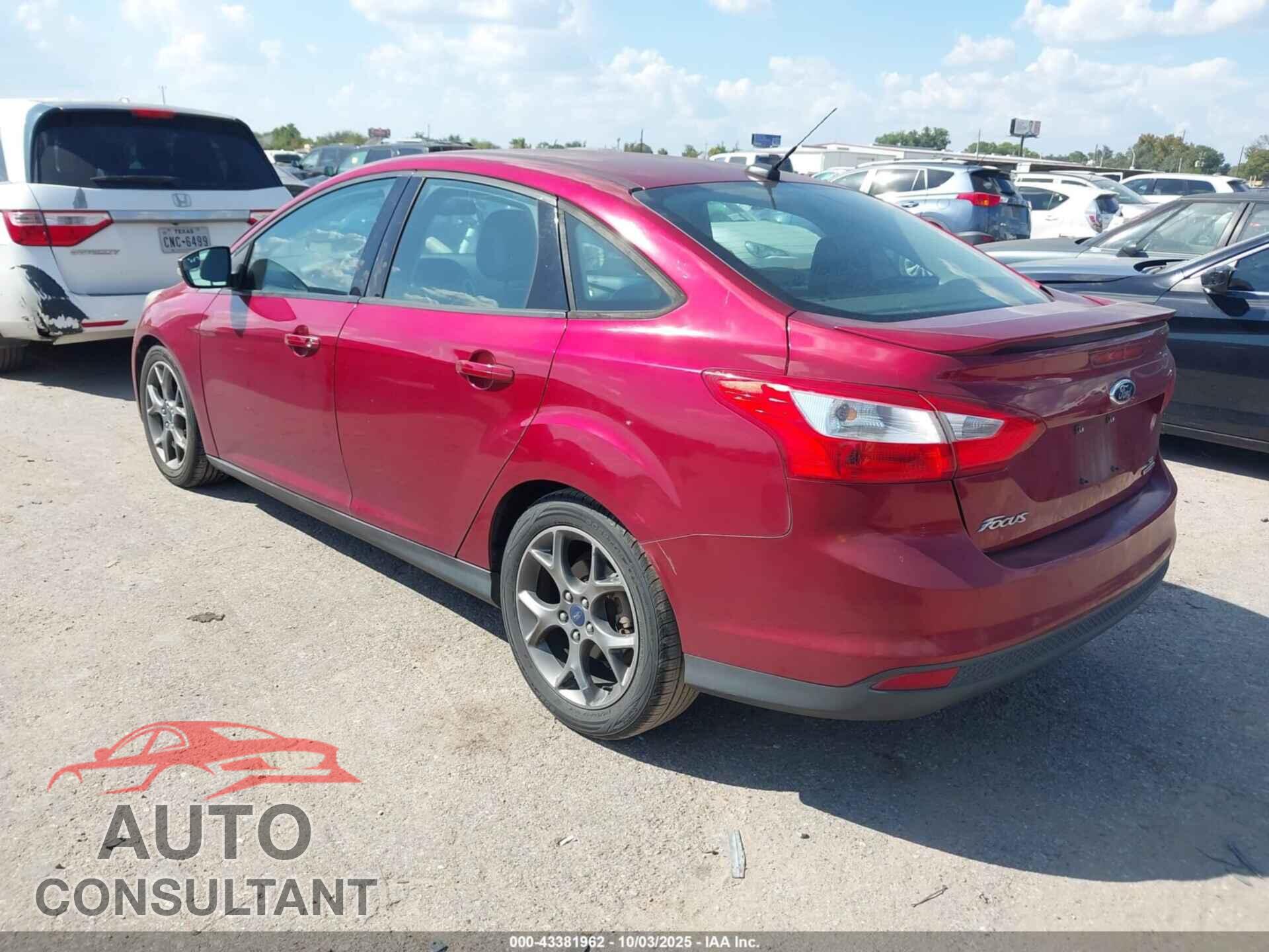 FORD FOCUS 2014 - 1FADP3F22EL296996