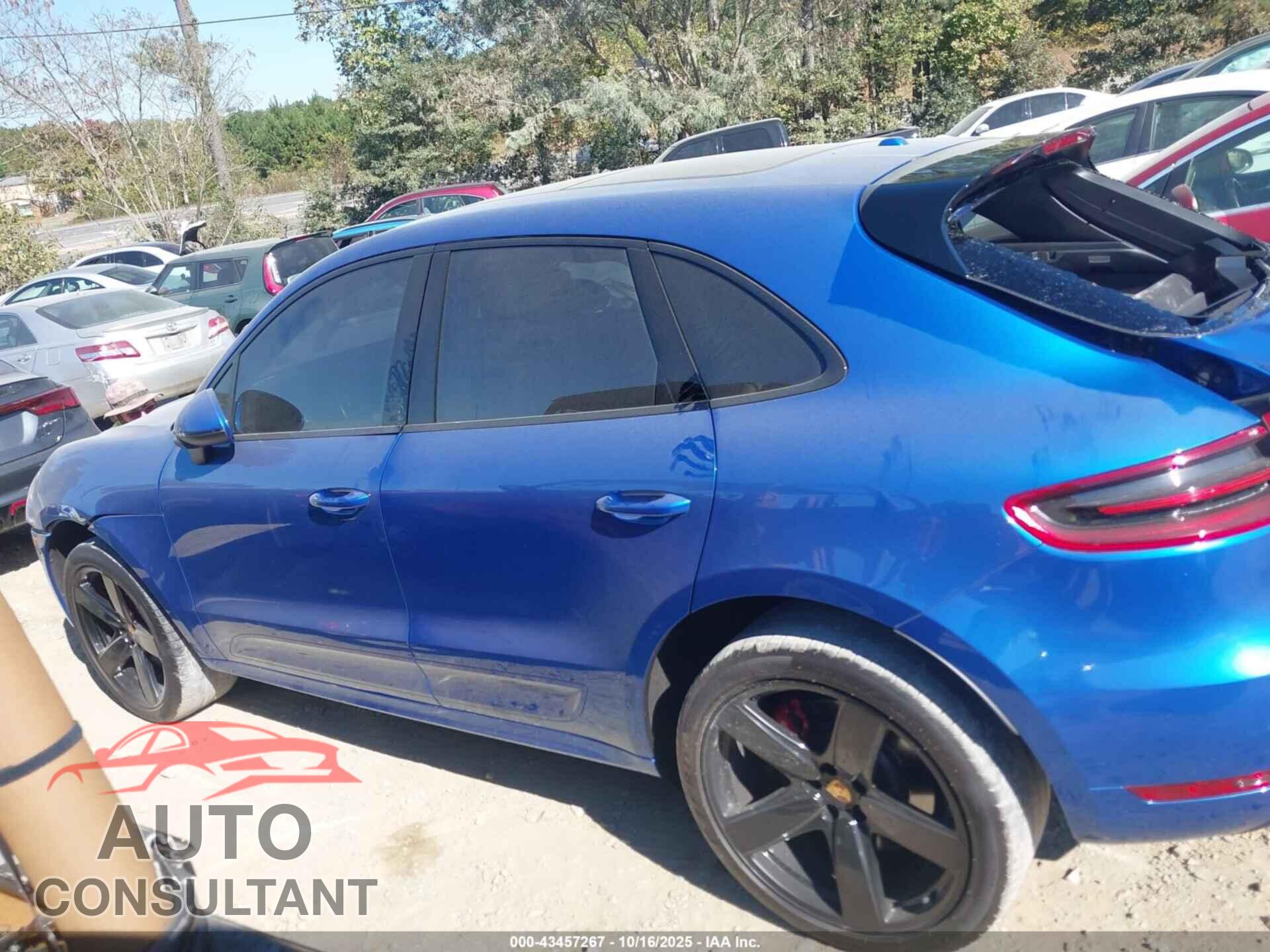 PORSCHE MACAN 2017 - WP1AF2A5XHLB60369