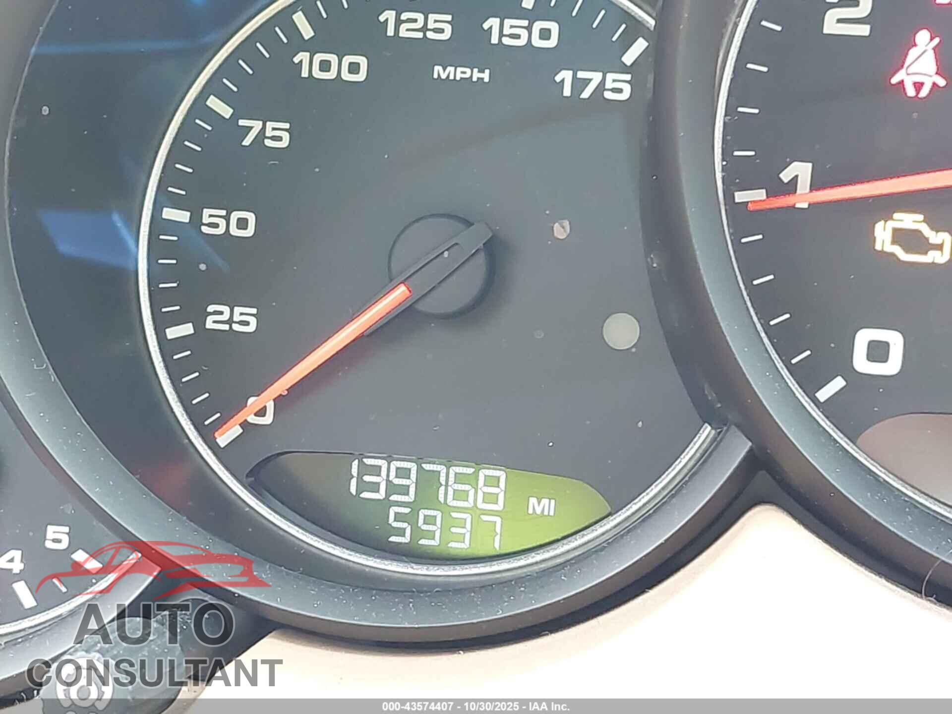 PORSCHE CAYENNE 2016 - WP1AA2A22GLA08072
