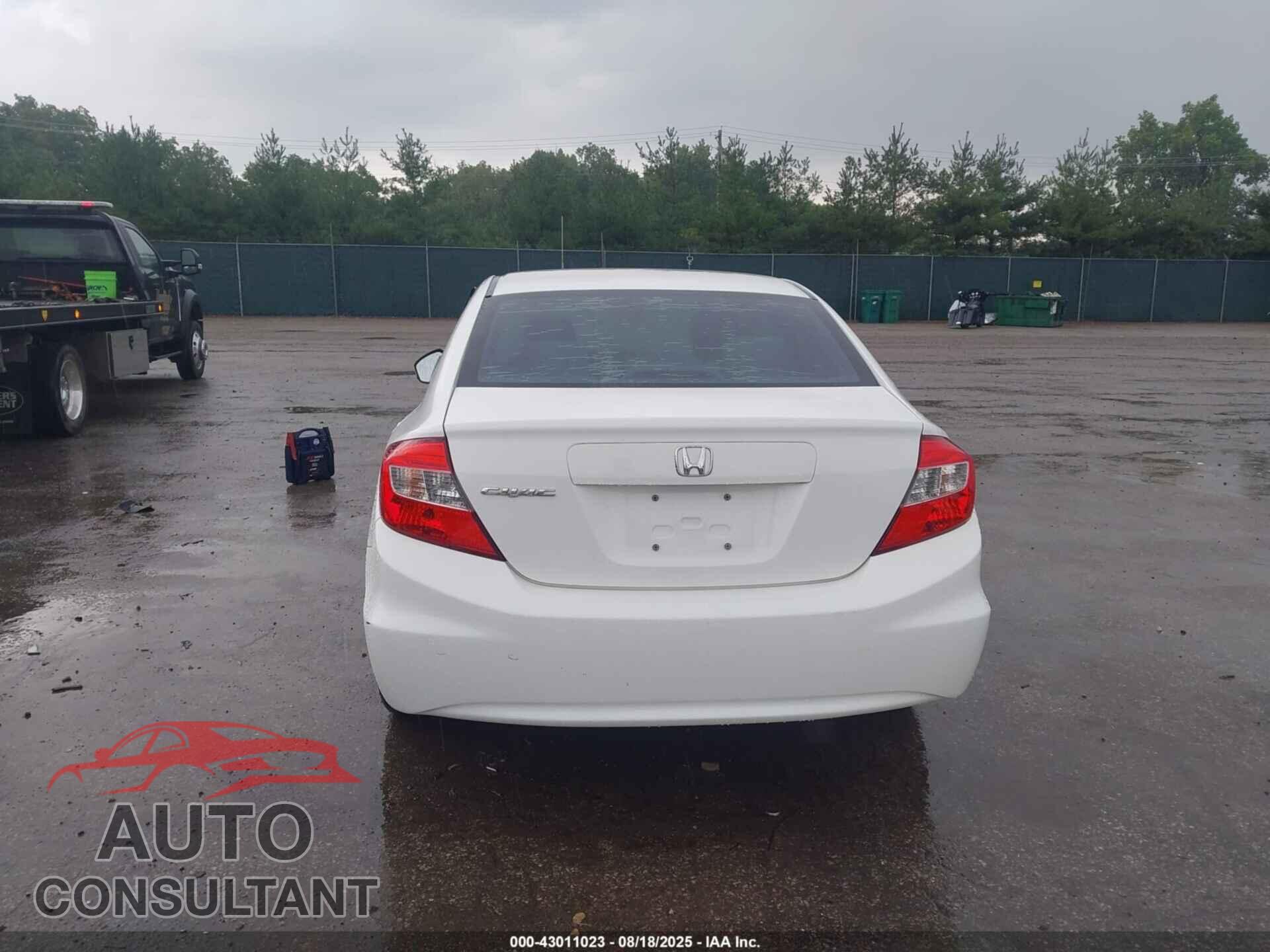 HONDA CIVIC 2012 - 2HGFB2F88CH327311