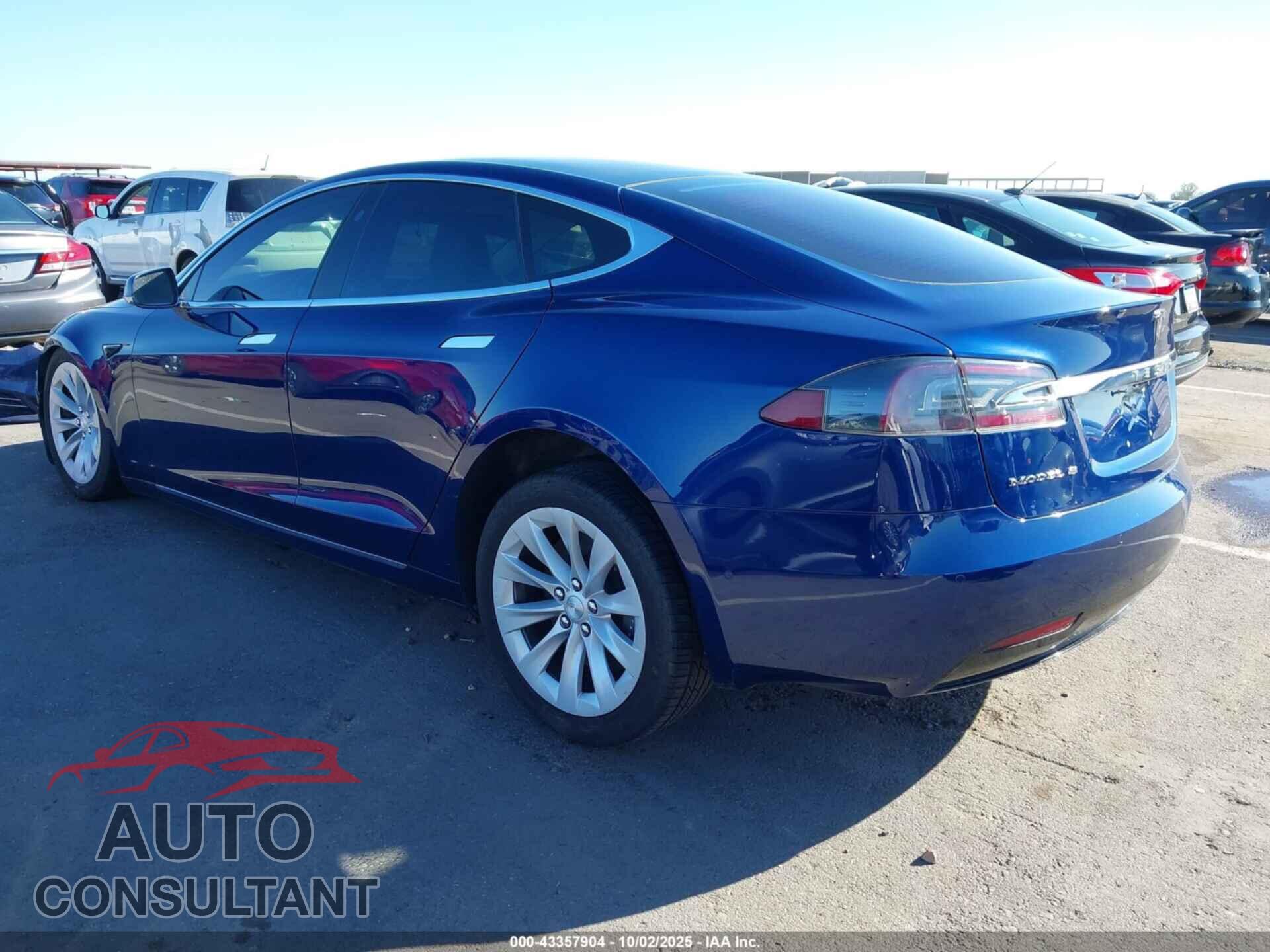 TESLA MODEL S 2018 - 5YJSA1E21JF258648