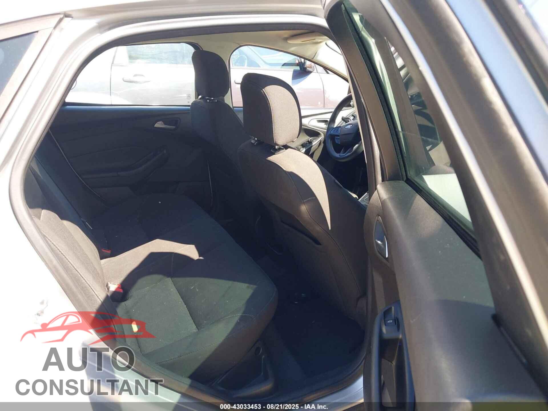 FORD FOCUS 2016 - 1FADP3F29GL298389