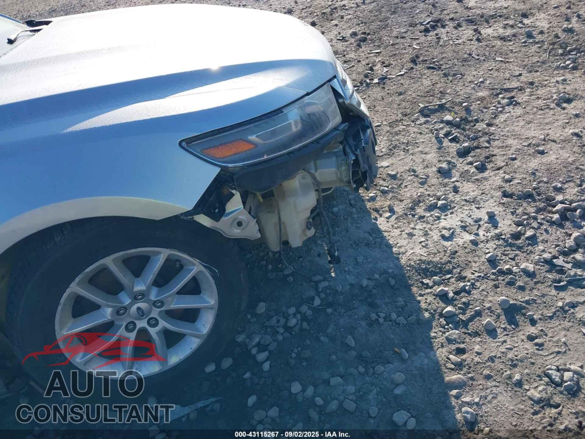FORD TAURUS 2013 - 1FAHP2D80DG106557