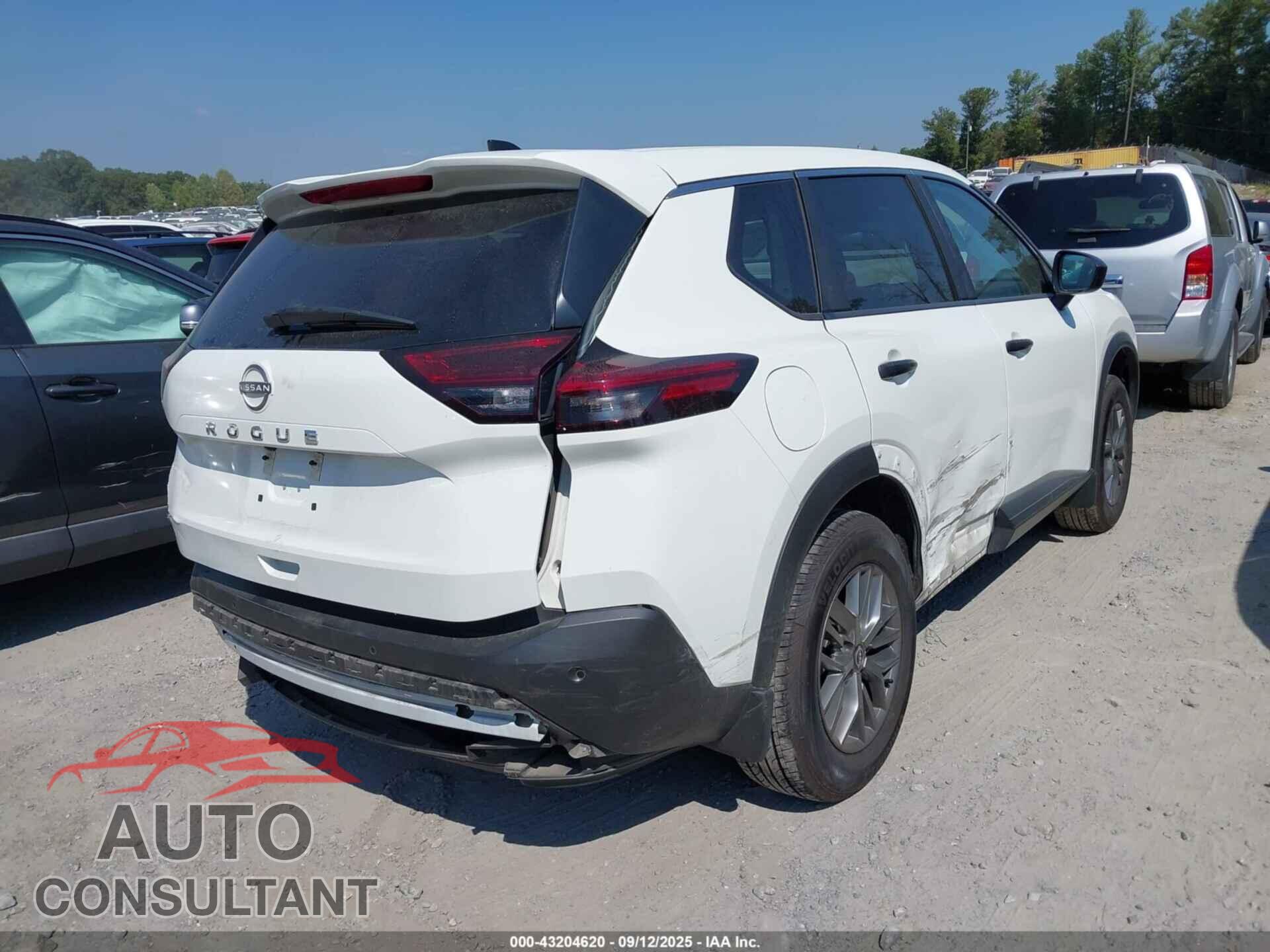 NISSAN ROGUE 2023 - 5N1BT3AA7PC915361