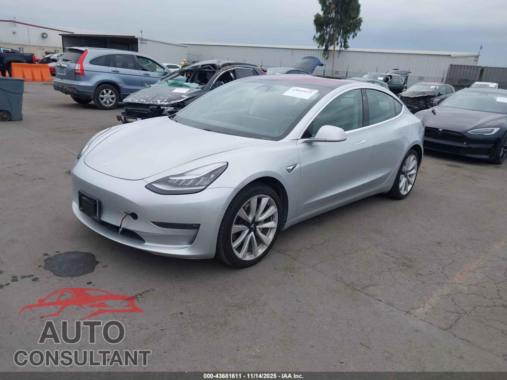 TESLA MODEL 3 2018 - 5YJ3E1EA6JF007897