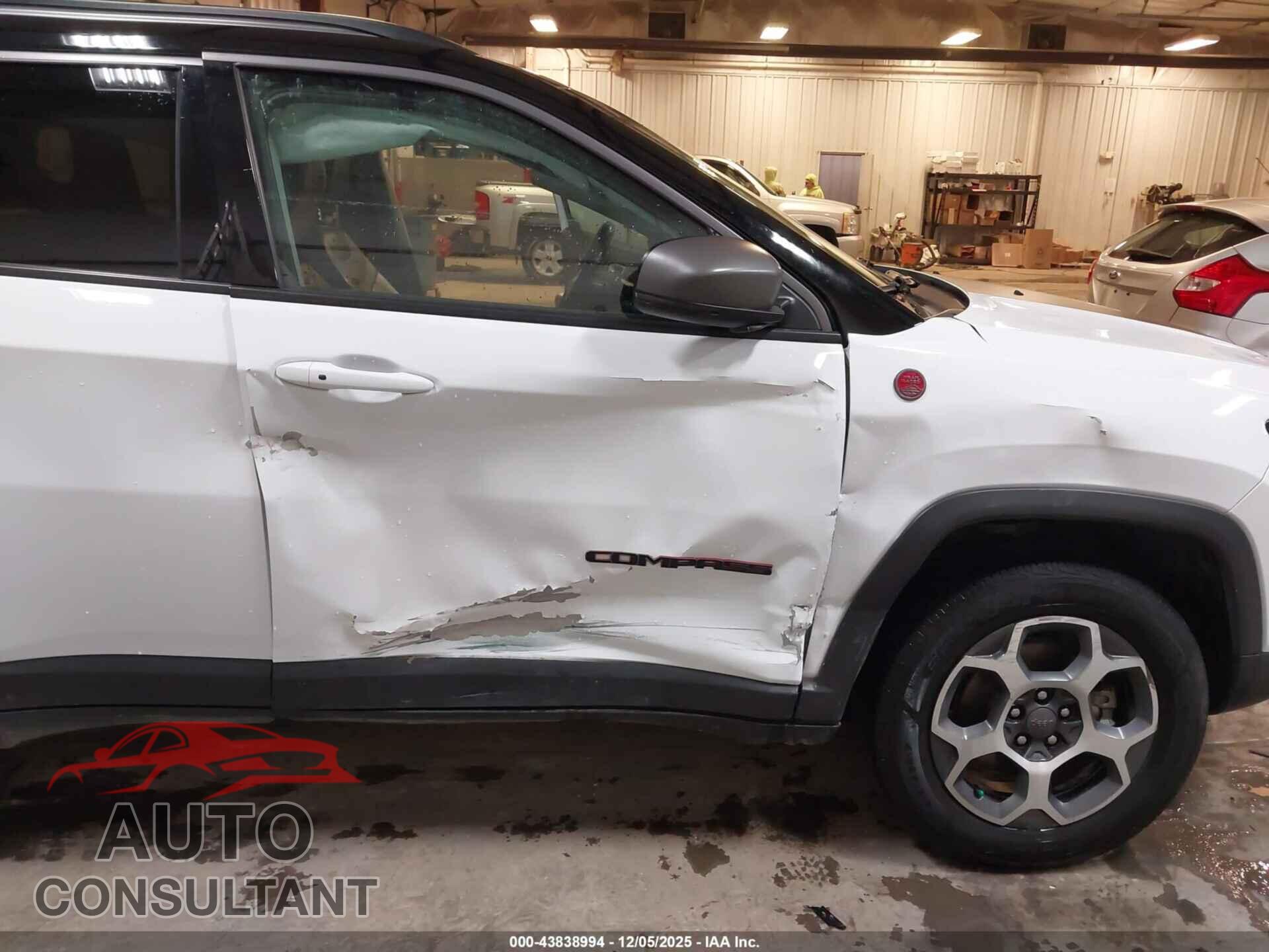 JEEP COMPASS 2022 - 3C4NJDDB3NT157036