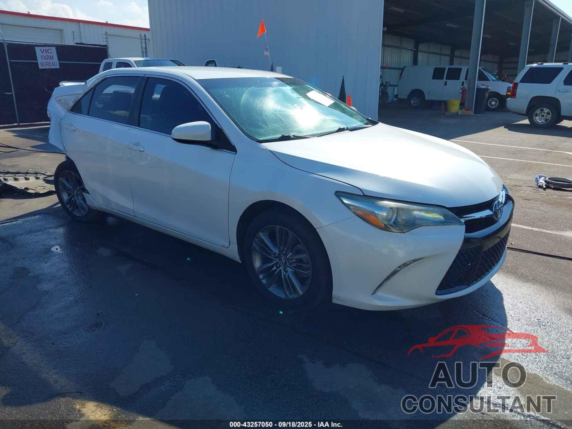TOYOTA CAMRY 2016 - 4T1BF1FK5GU250614