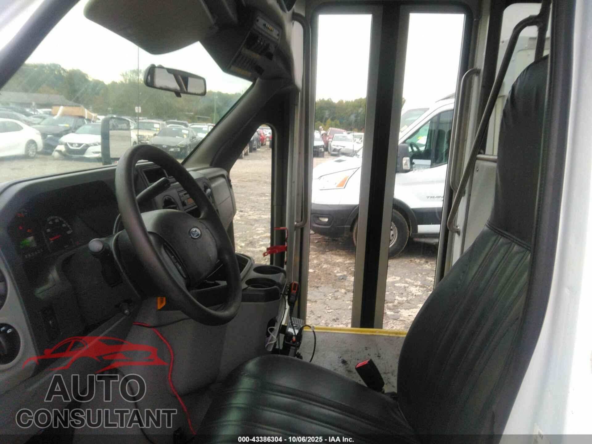 FORD E-350 CUTAWAY 2016 - 1FDEE3FS1GDC03740