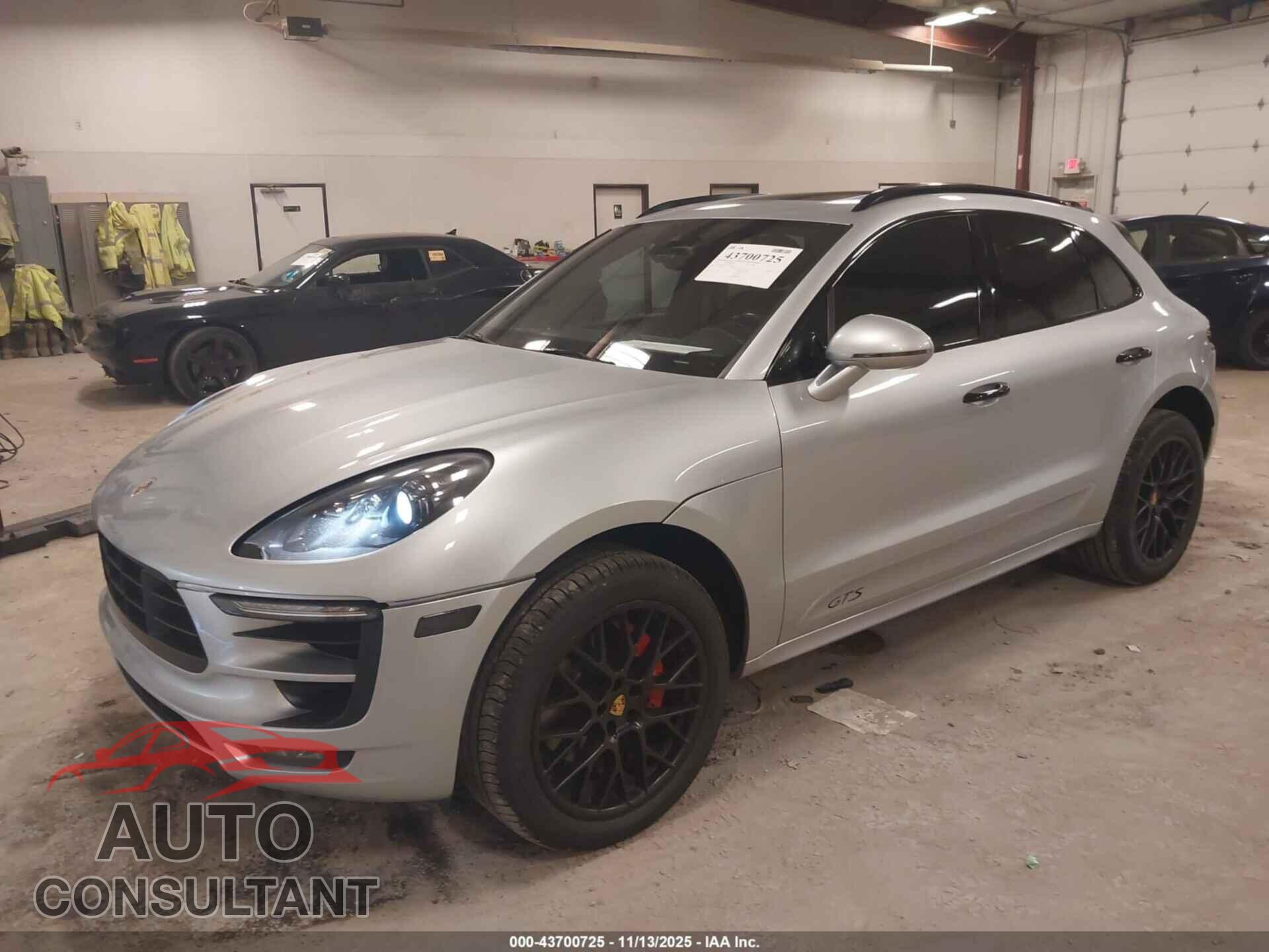 PORSCHE MACAN 2017 - WP1AG2A53HLB53941