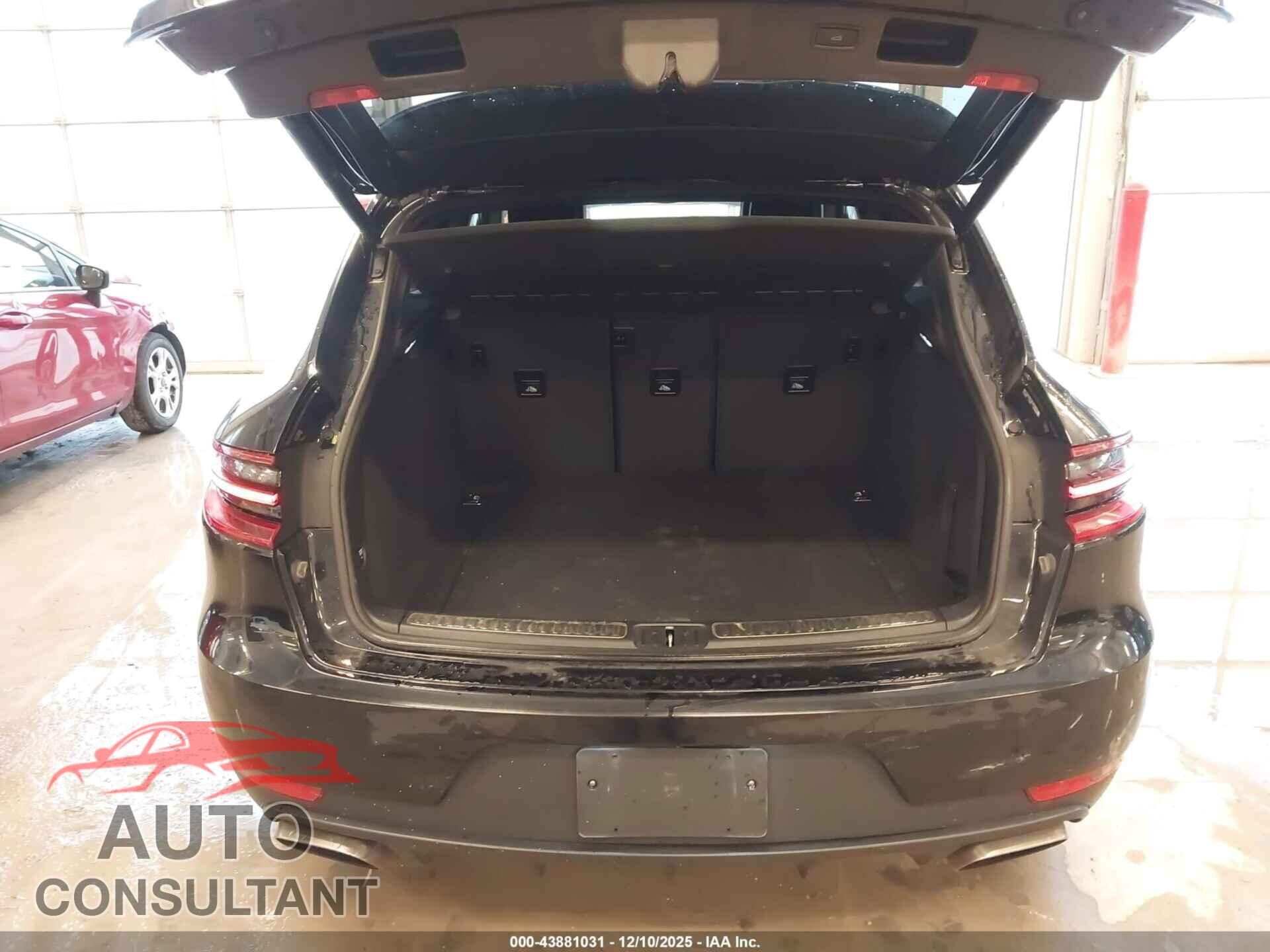 PORSCHE MACAN 2017 - WP1AA2A57HLB03500
