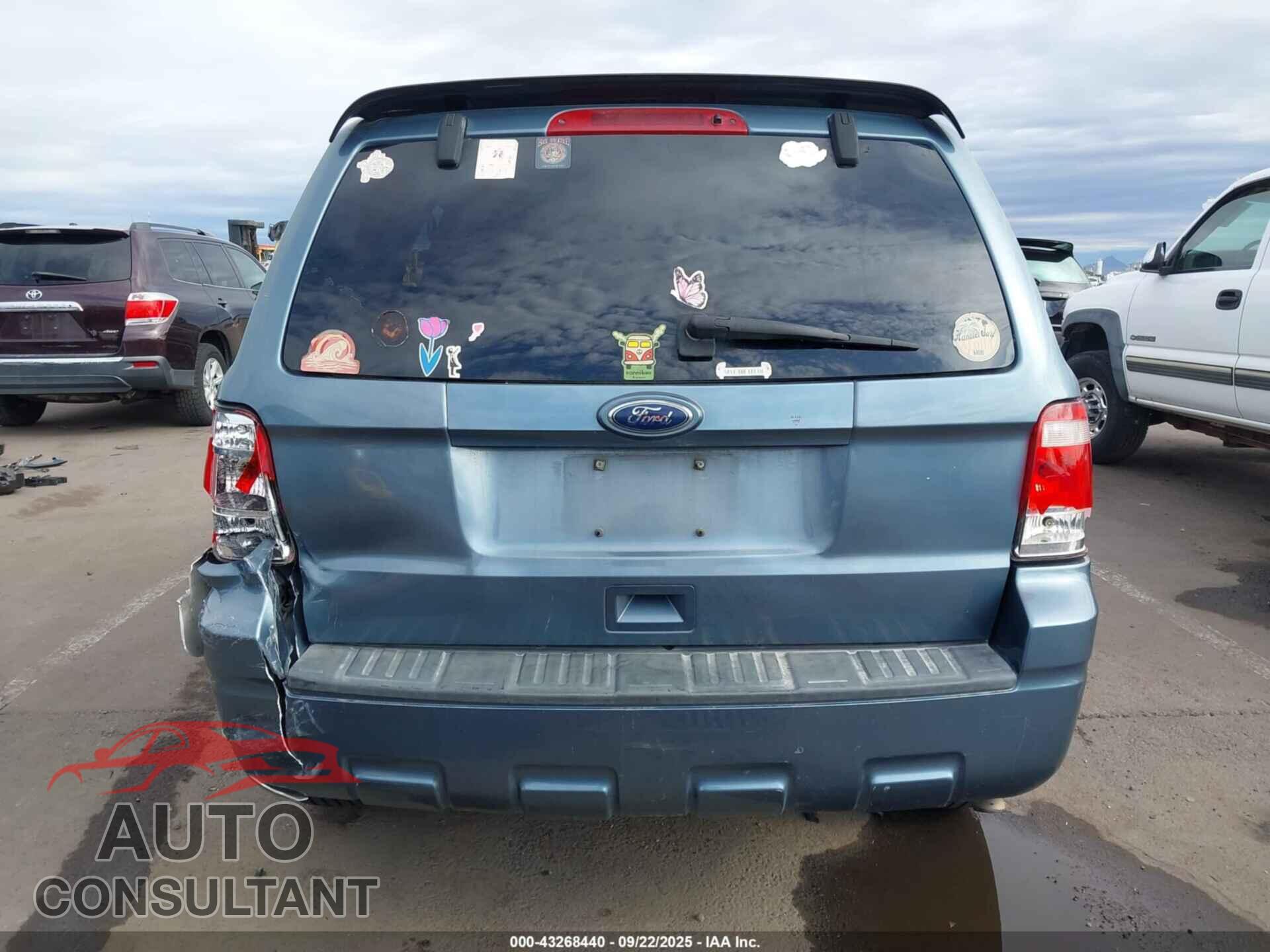 FORD ESCAPE 2011 - 1FMCU0DG6BKA56150