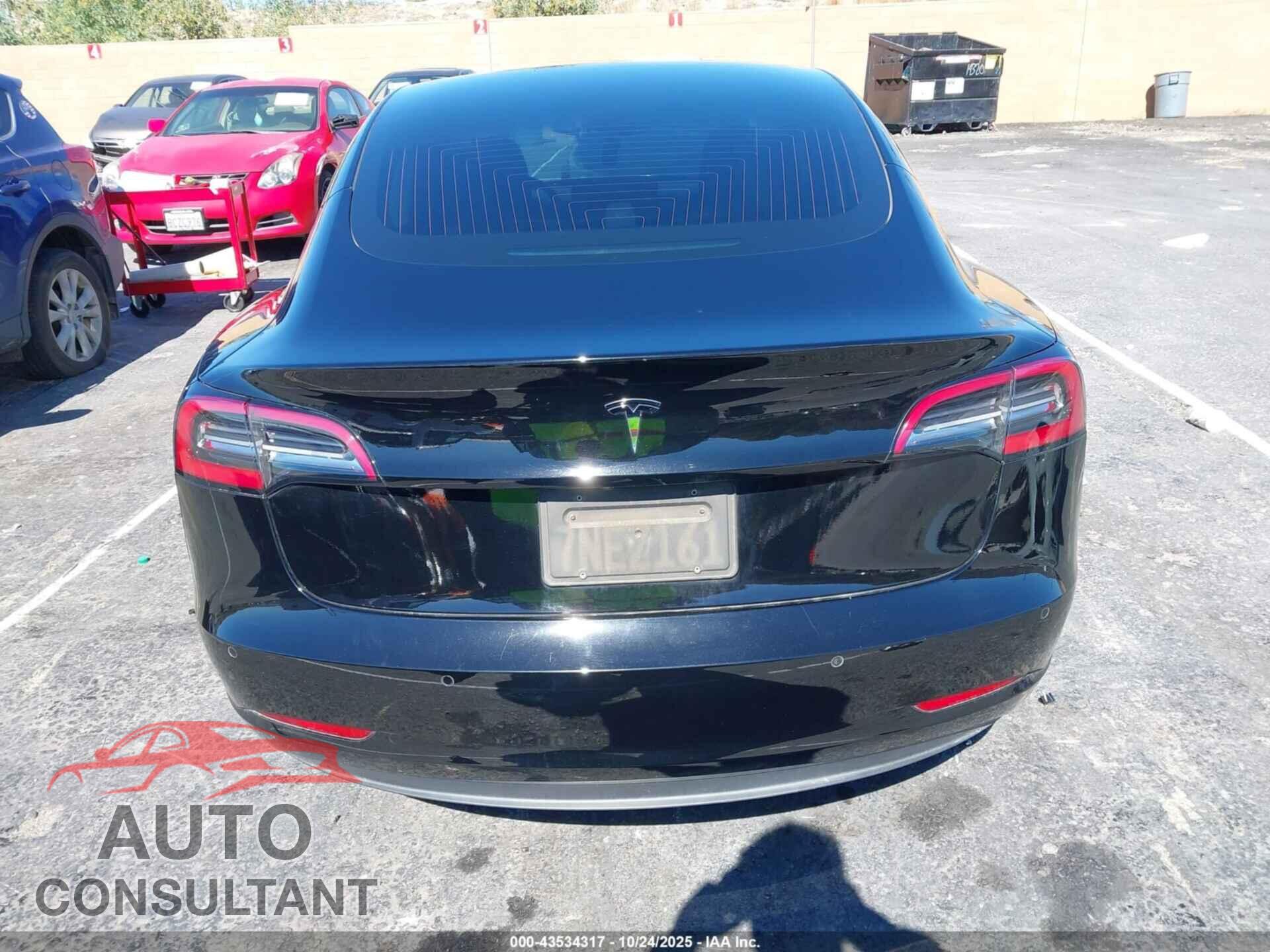 TESLA MODEL 3 2019 - 5YJ3E1EA0KF304732