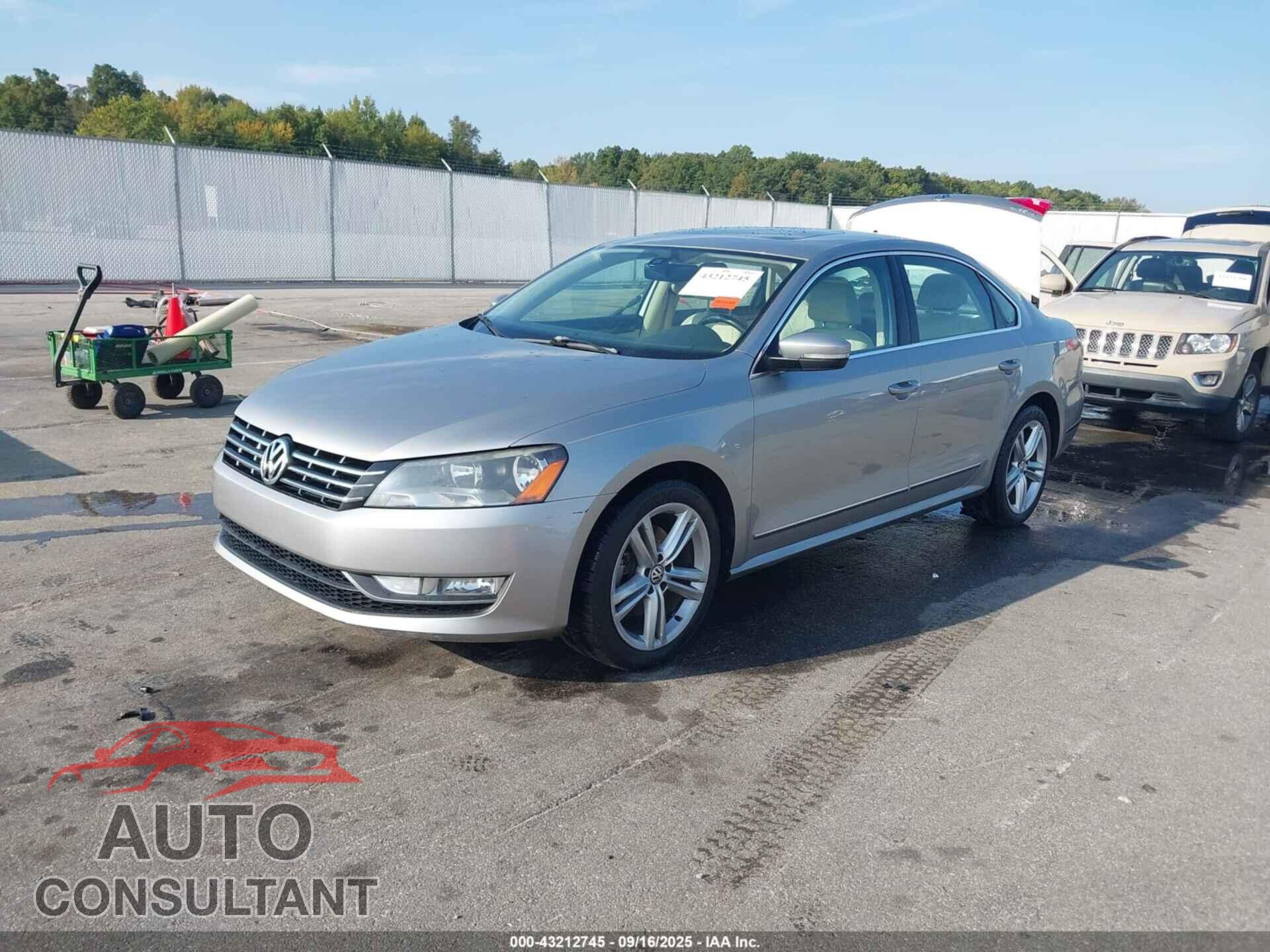 VOLKSWAGEN PASSAT 2014 - 1VWCN7A34EC083130