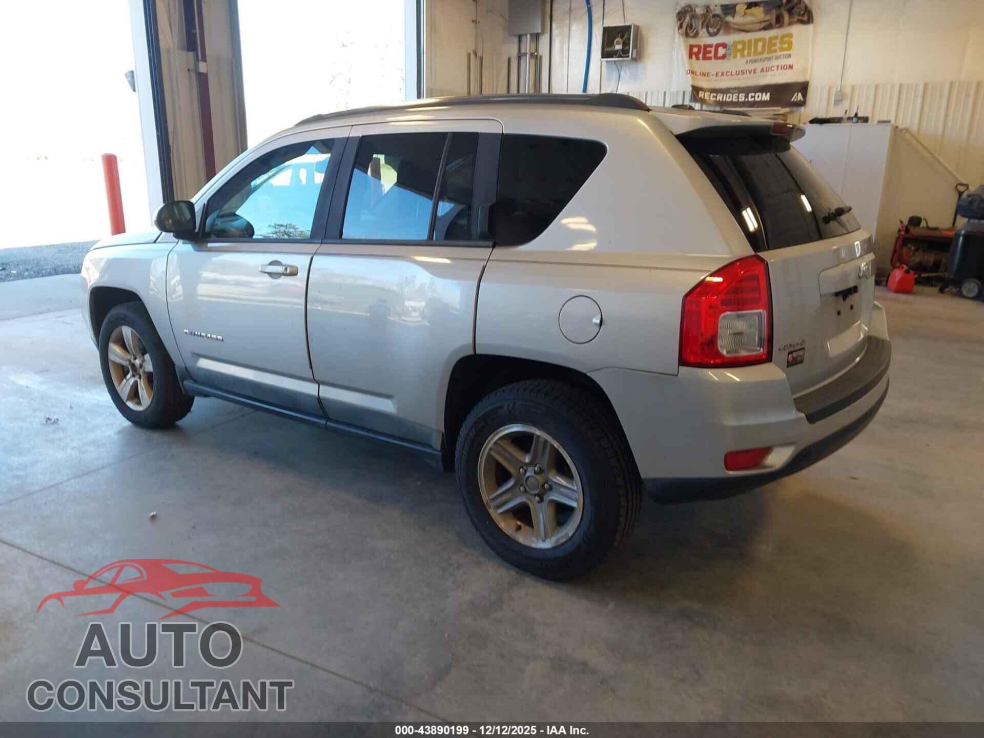 JEEP COMPASS 2011 - 1J4NF1FB7BD276846