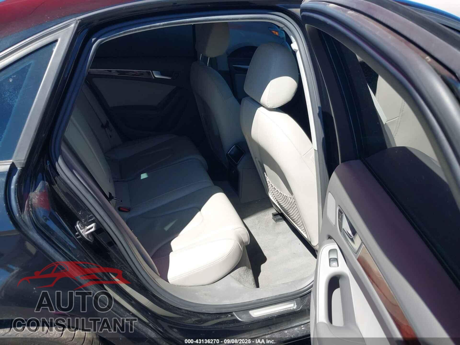 AUDI A4 2011 - WAUBFAFL1BN010327