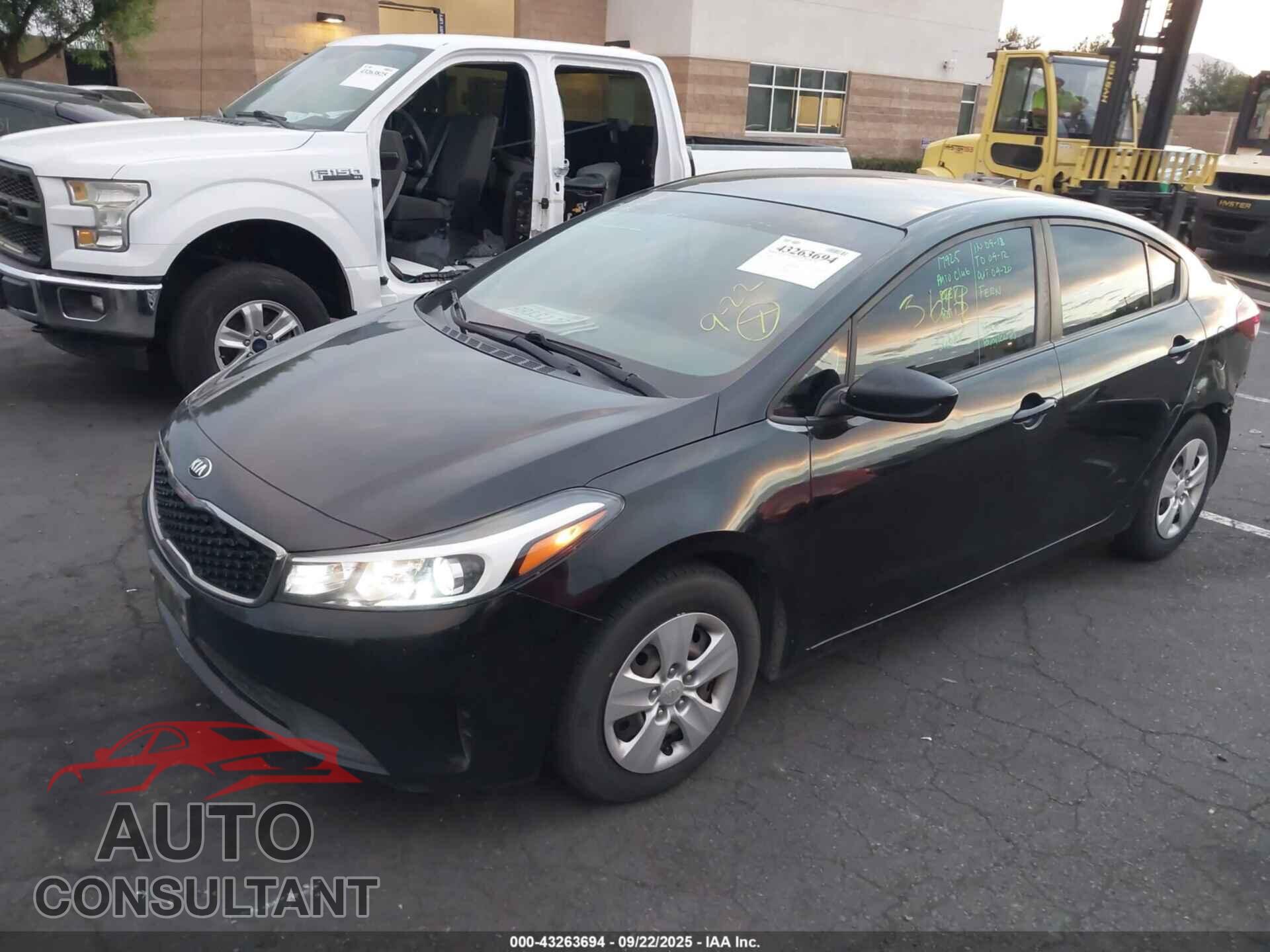 KIA FORTE 2017 - 3KPFK4A75HE124792