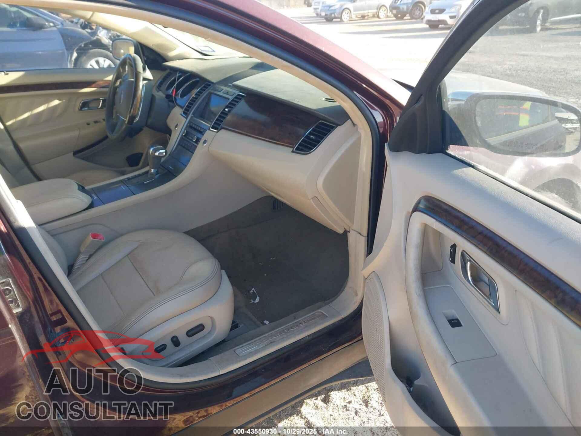 FORD TAURUS 2011 - 1FAHP2FW2BG163464