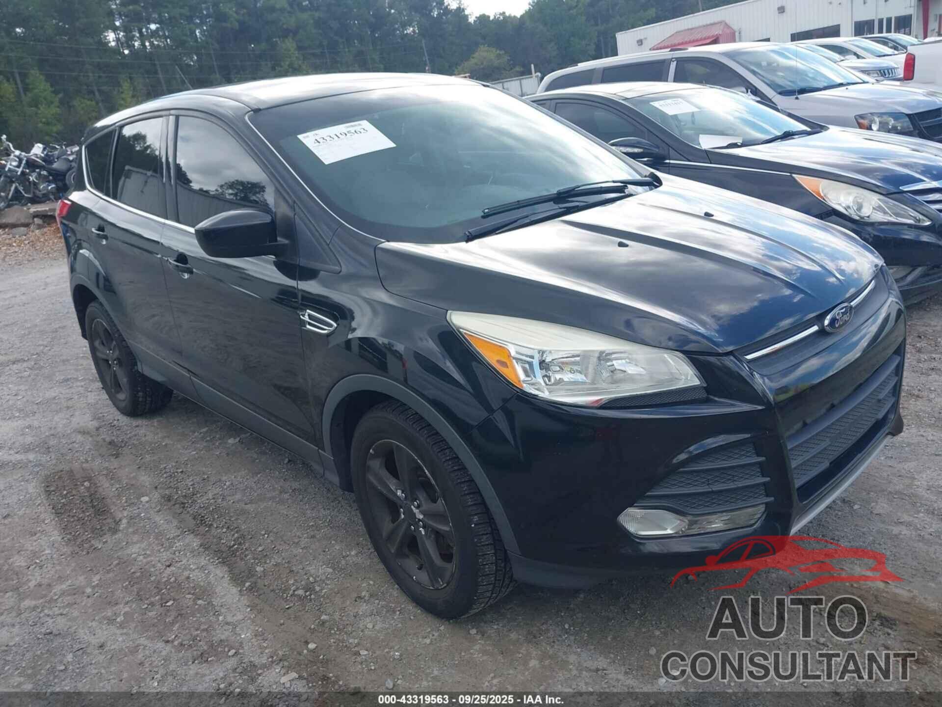 FORD ESCAPE 2015 - 1FMCU0G98FUB32457