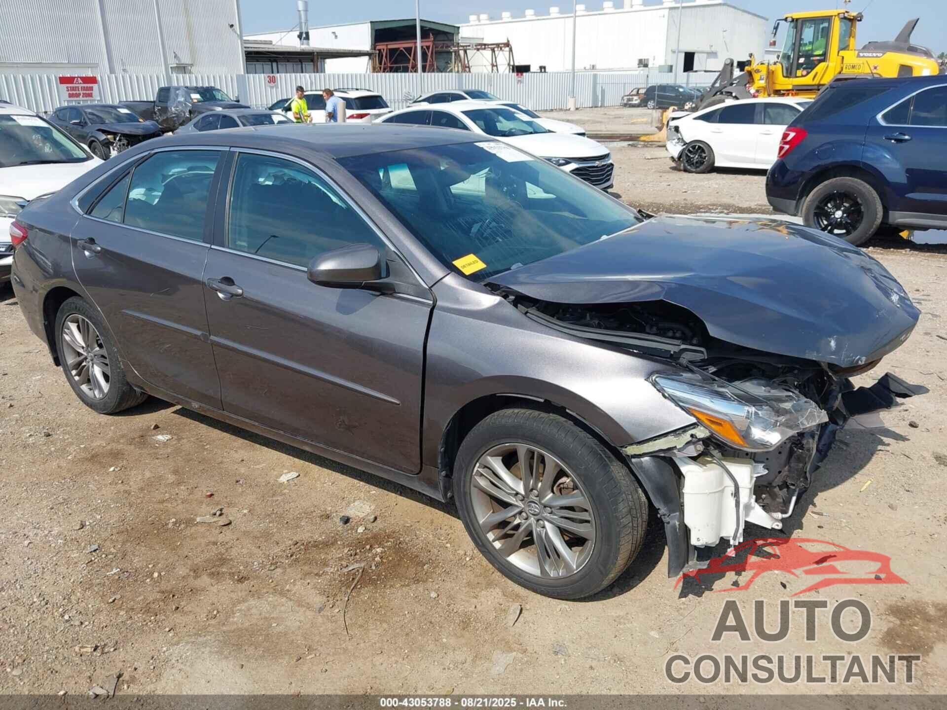 TOYOTA CAMRY 2016 - 4T1BF1FK2GU247363