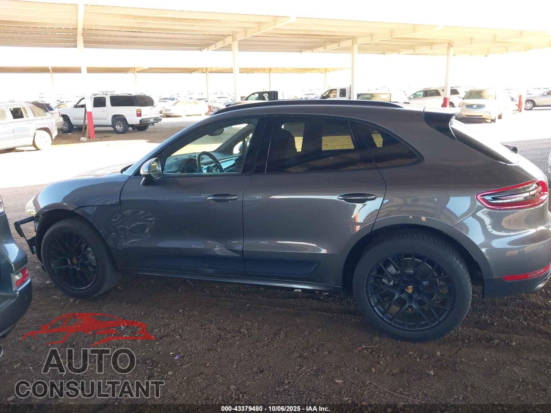 PORSCHE MACAN 2015 - WP1AB2A56FLB57090