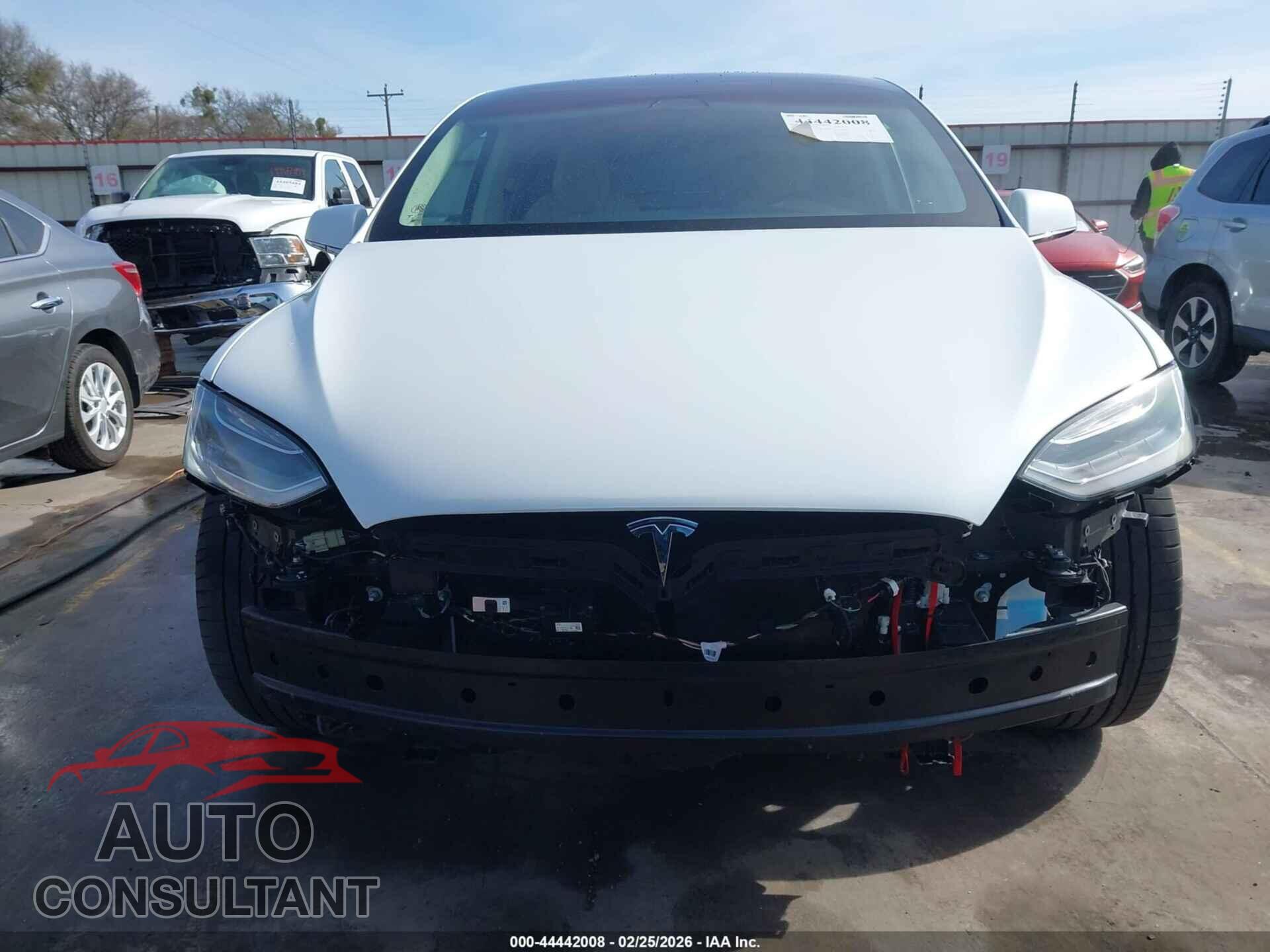 TESLA MODEL X 2017 - 5YJXCBE22HF043618