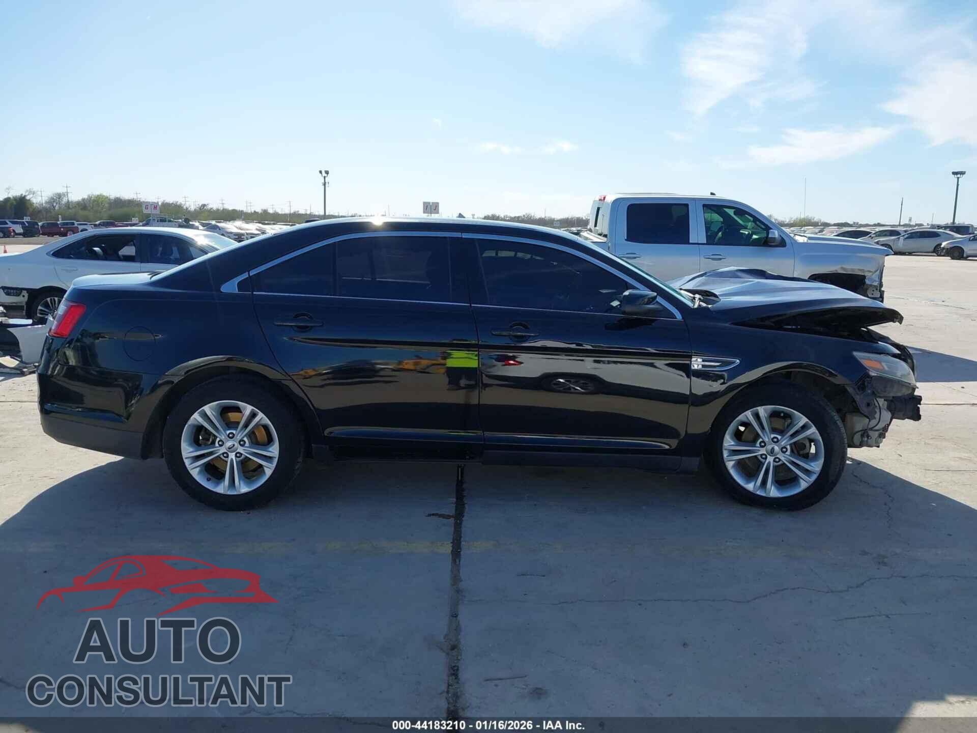 FORD TAURUS 2016 - 1FAHP2E83GG100772