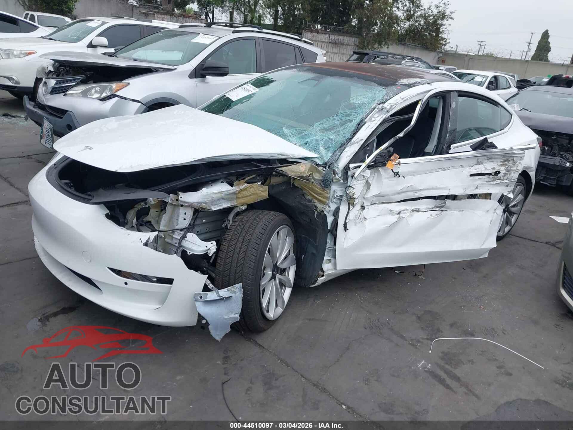 TESLA MODEL 3 2018 - 5YJ3E1EAXJF062420