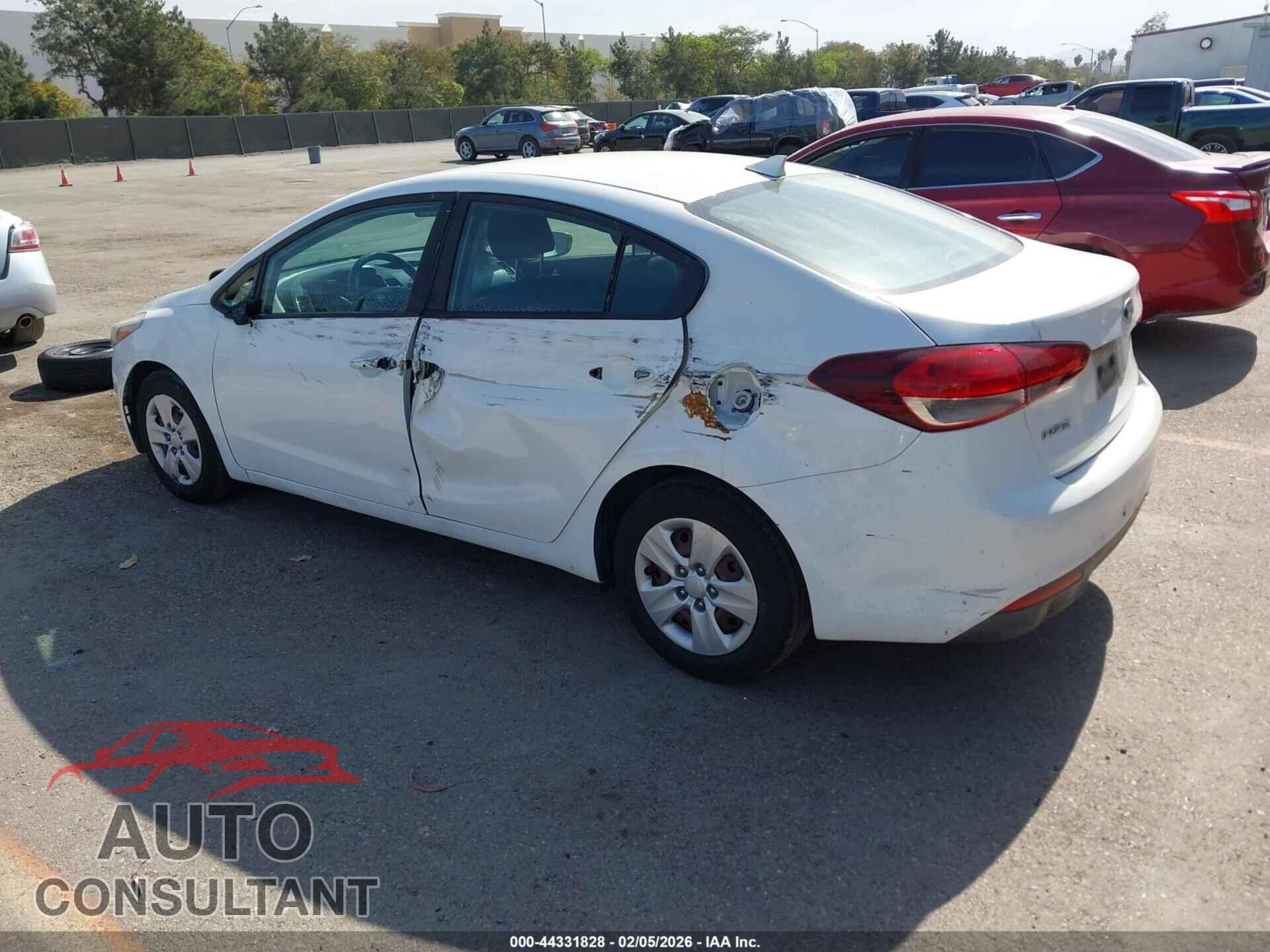 KIA FORTE 2017 - 3KPFK4A75HE054436