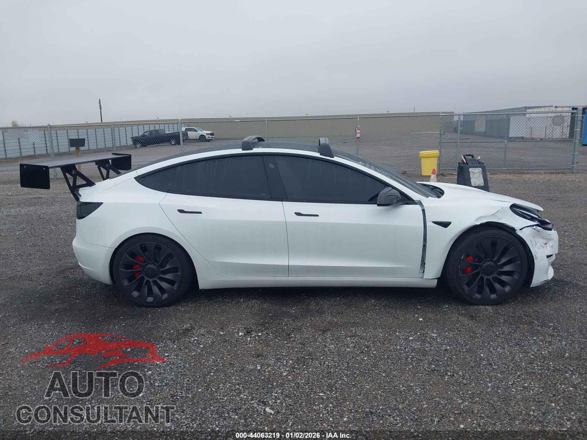 TESLA MODEL 3 2023 - 5YJ3E1EC2PF497331