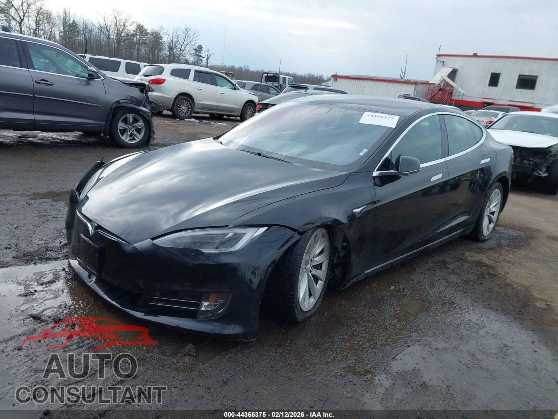 TESLA MODEL S 2018 - 5YJSA1E2XJF295102