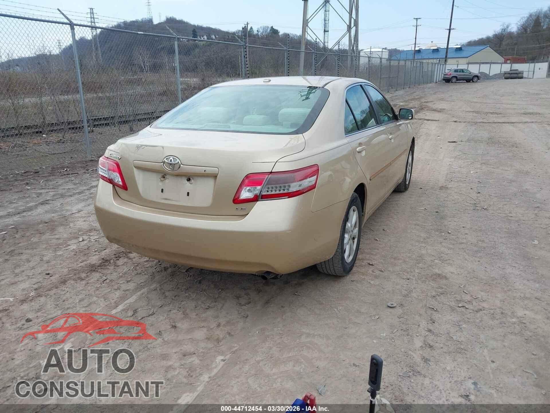 TOYOTA CAMRY 2011 - 4T1BF3EK2BU223473