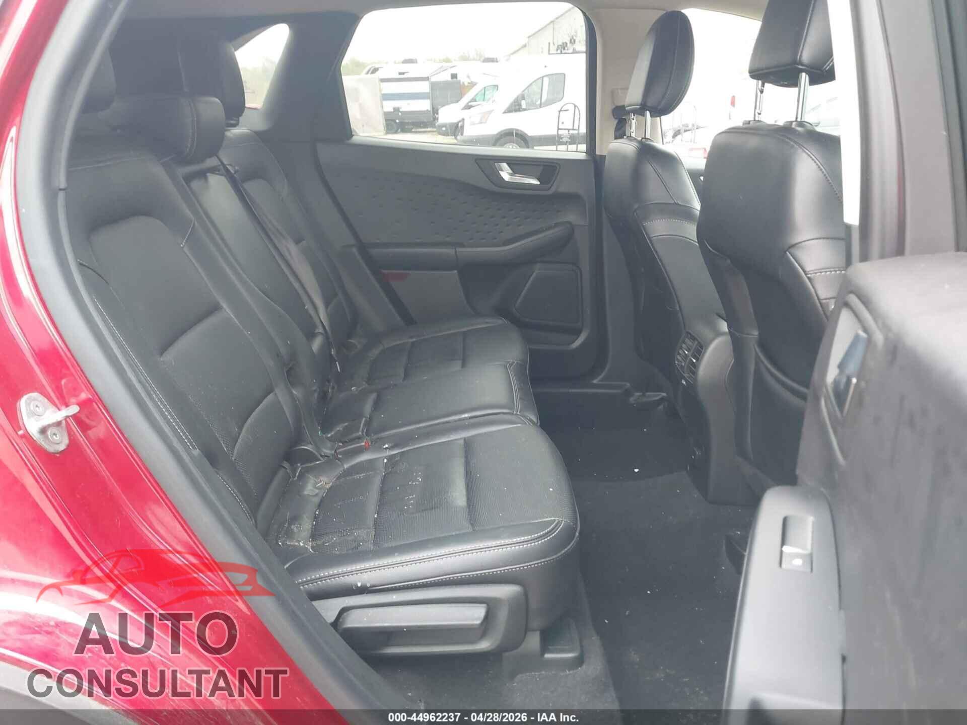 FORD ESCAPE 2020 - 1FMCU0H68LUA28938