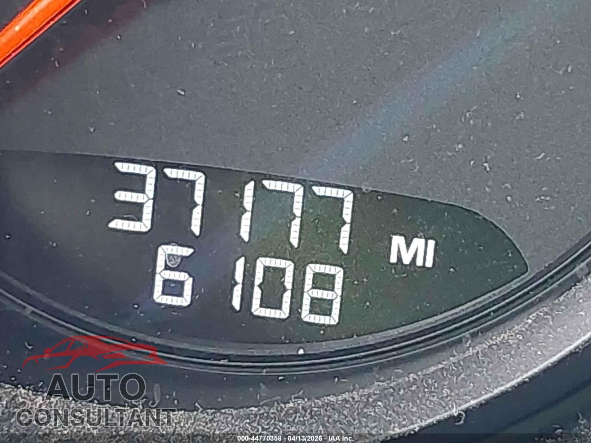 PORSCHE MACAN 2017 - WP1AA2A5XHLB05855