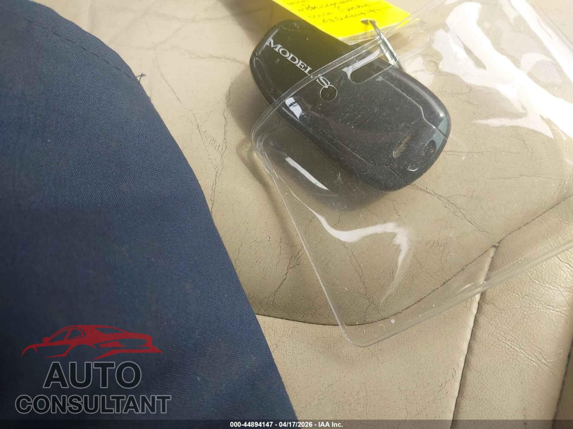 TESLA MODEL S 2015 - 5YJSA1E29FF106124