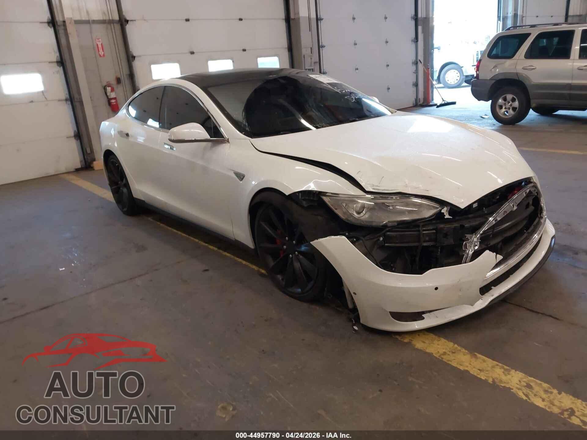 TESLA MODEL S 2015 - 5YJSA1H4XFF093414