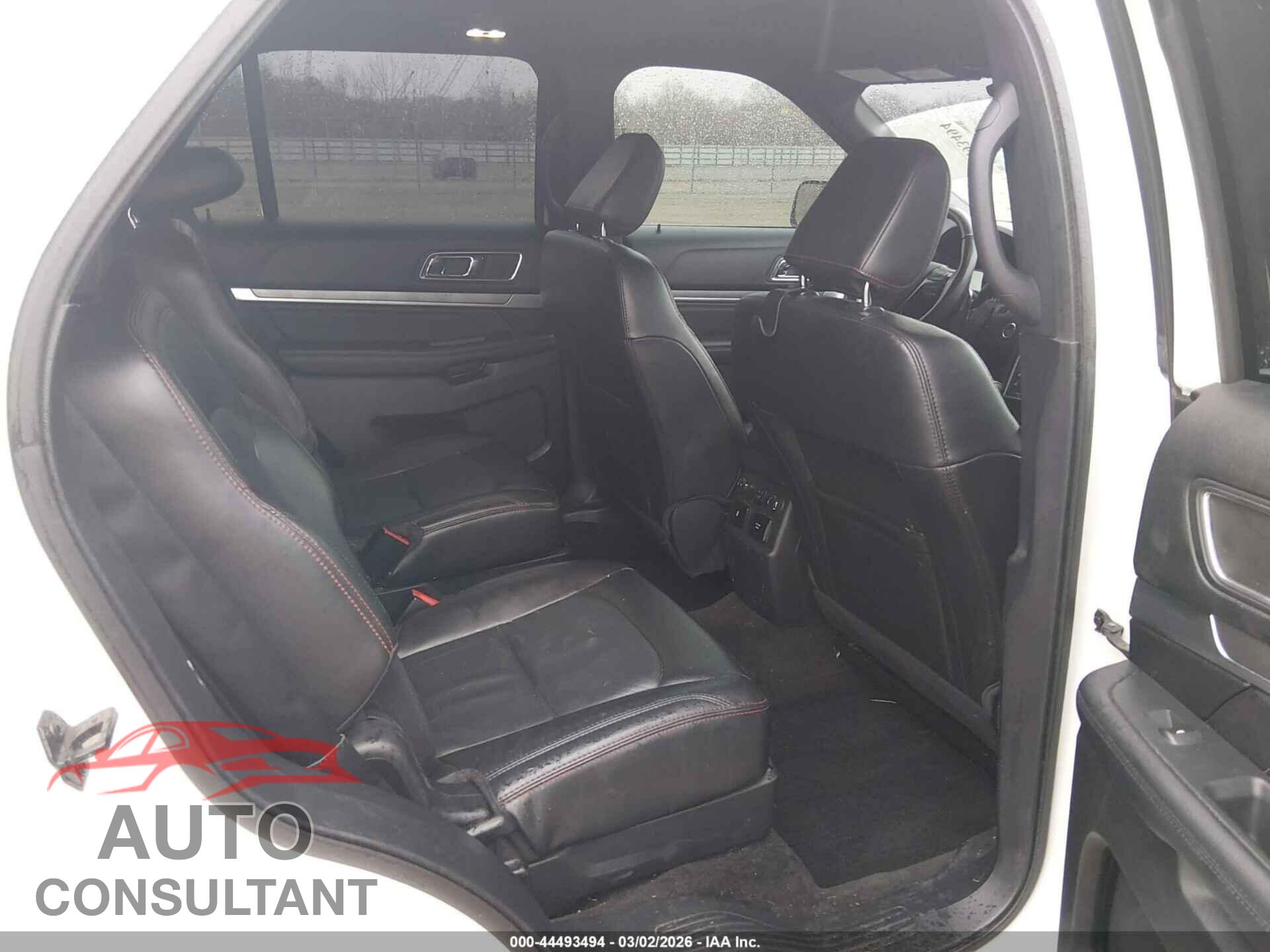 FORD EXPLORER 2018 - 1FM5K8GTXJGB54427