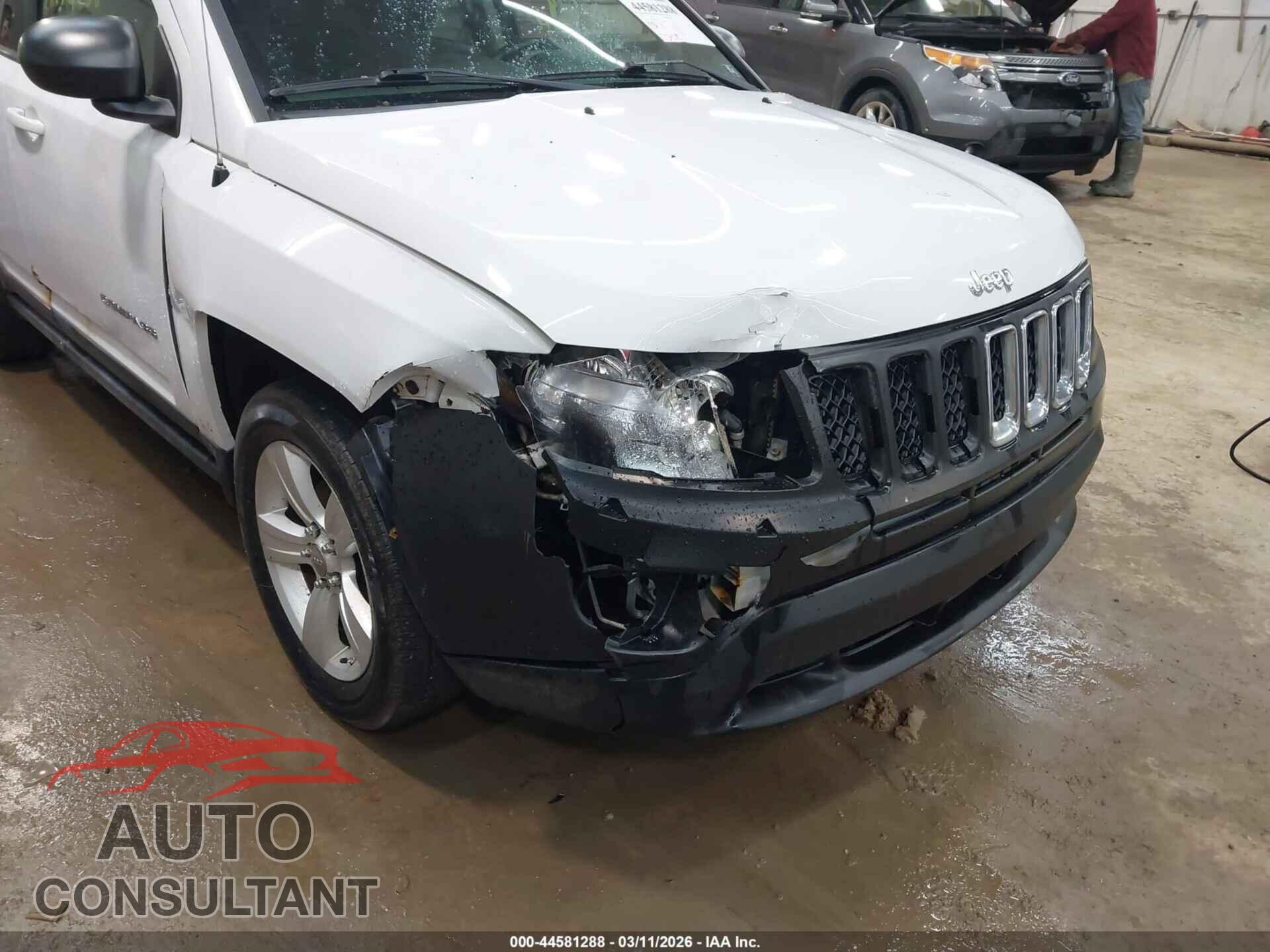 JEEP COMPASS 2011 - 1J4NF1FB2BD188660