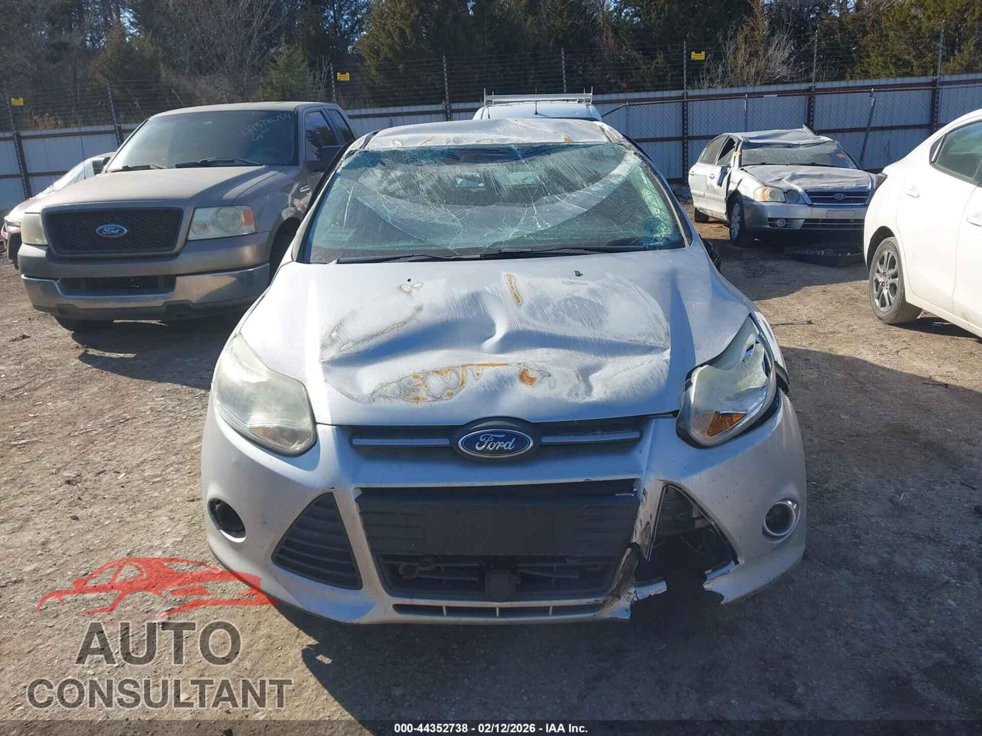 FORD FOCUS 2012 - 1FAHP3K23CL287020